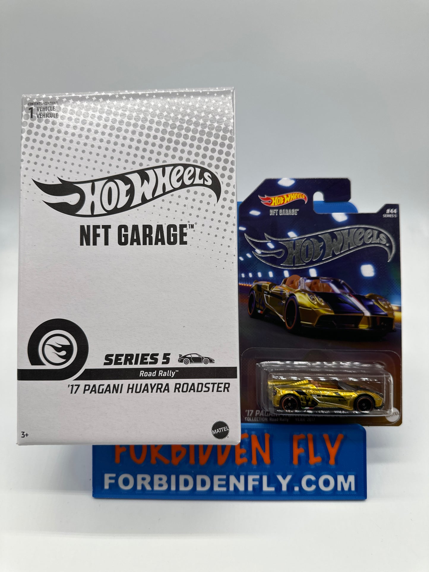 Hot Wheels NFT Series 5 - Road Rally - ‘17 Pagani Huayra Roadster