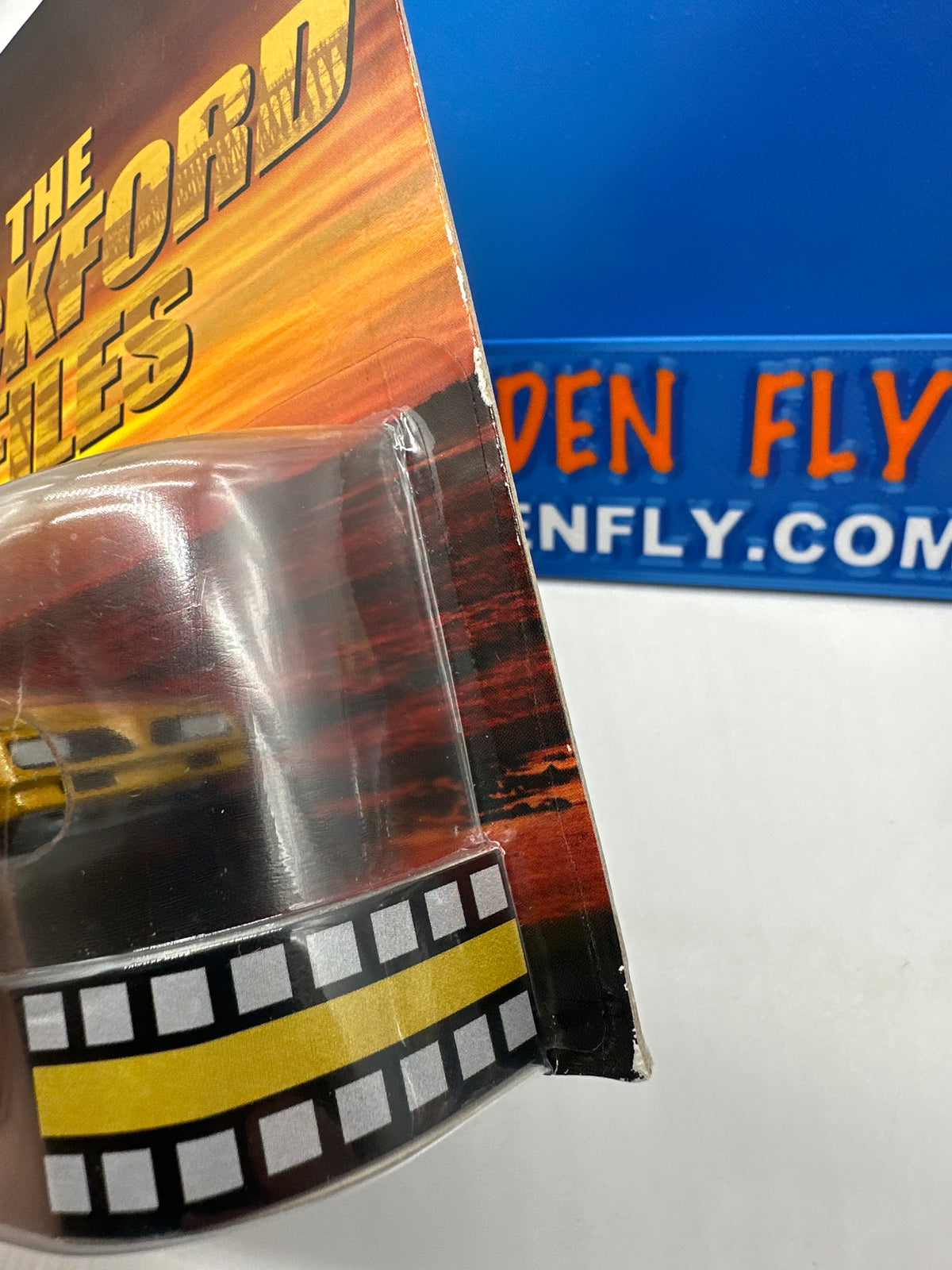 Hot Wheels 2013 Retro Entertainment Premium Single - The Rockford Files Hot Bird (Movie Reel Packaging)