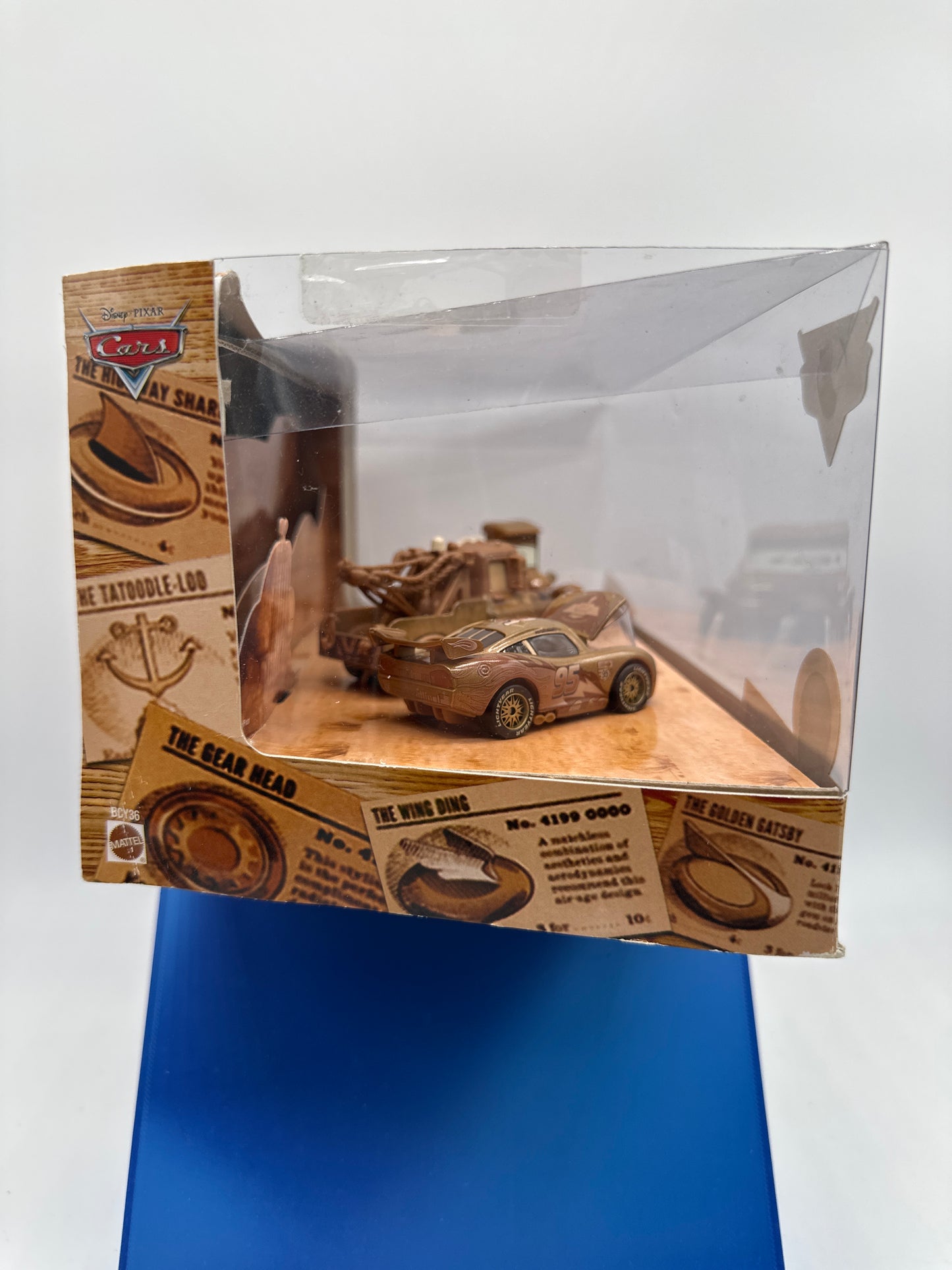 Disney Pixar Cars Movie - Cars Land Exclusive - 1st Anniversary Gift Pack - Radiator Springs Beginnings Gift Pack - Time Travel Mater - Lightning McQueen, Mater And Stanley