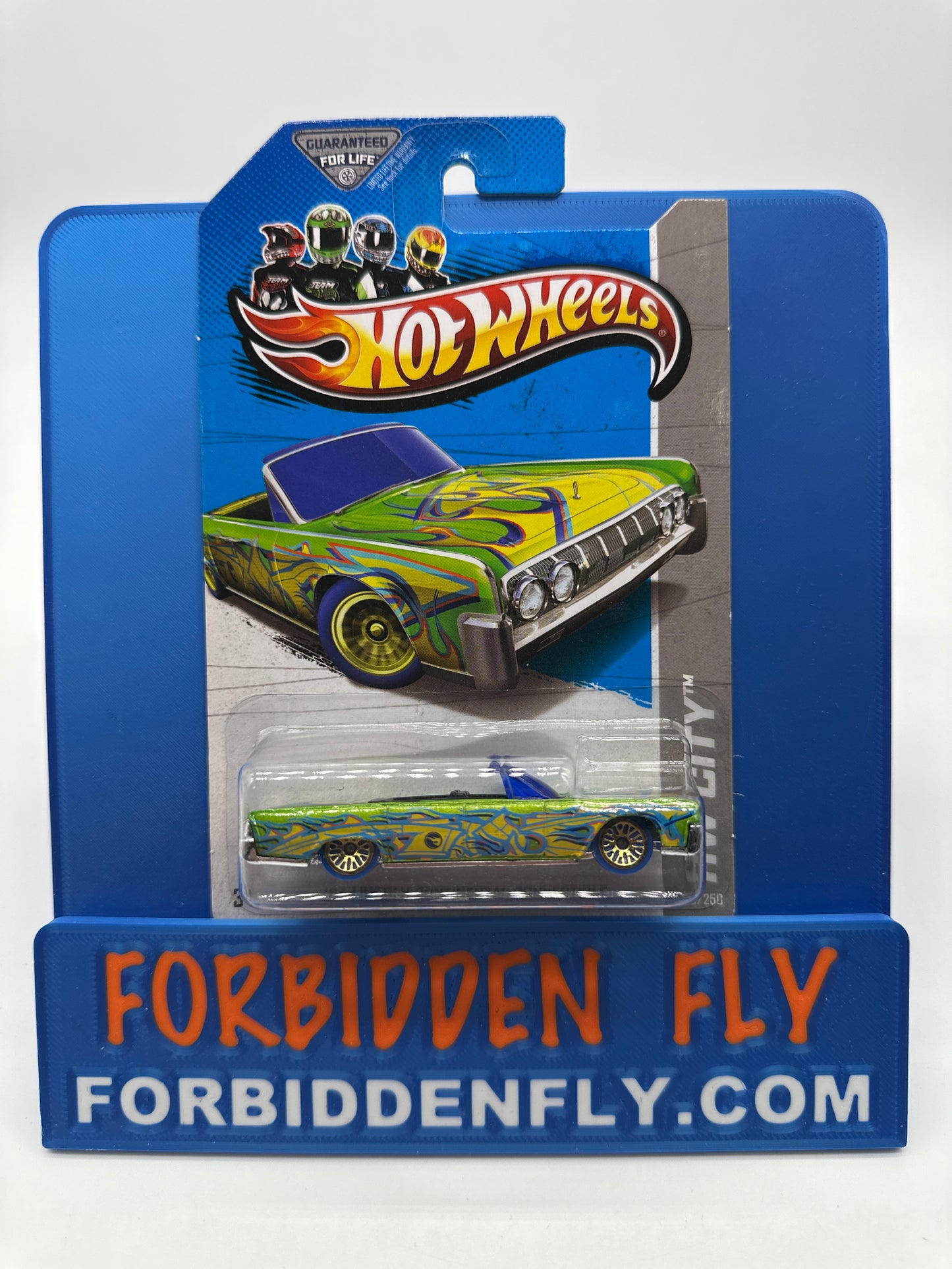 Hot Wheels 2013 Regular Treasure Hunt - ‘64 Lincoln Continental Convertible