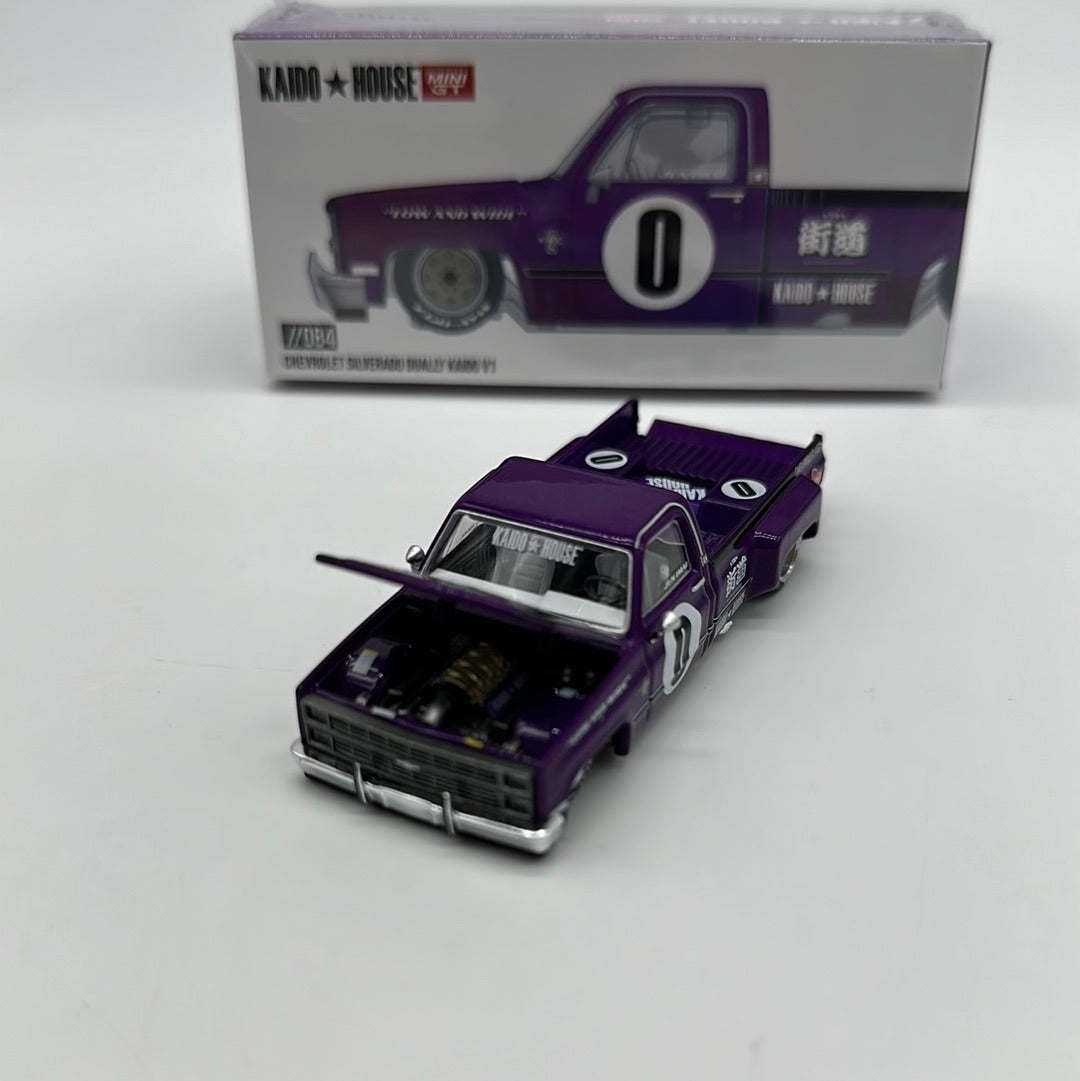 Kaido House (x MiniGT) - Regular Release #084 - Purple Chevrolet Silverado Dually Kaido V1