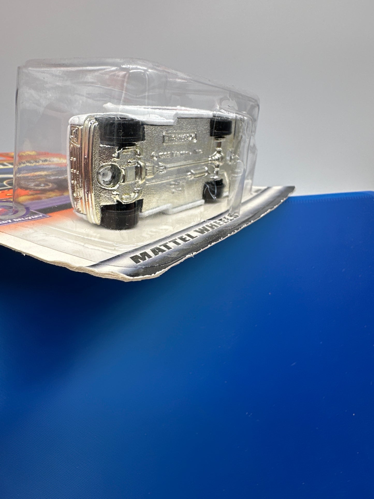 Matchbox - 2000 Mainline - FedEx Delivery Truck - White - # 59/100