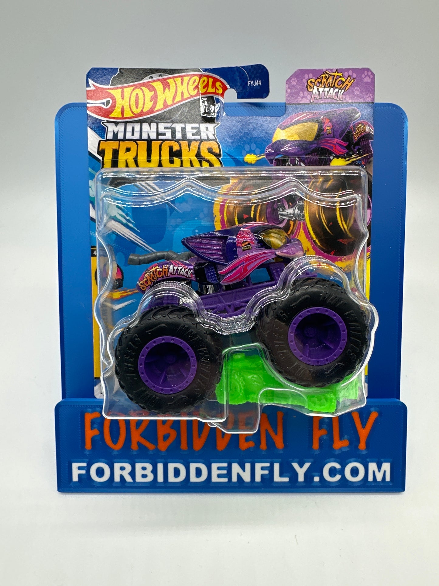 Hot Wheels Monster Trucks - w/ Connect and Crash Car - Scratch Attack