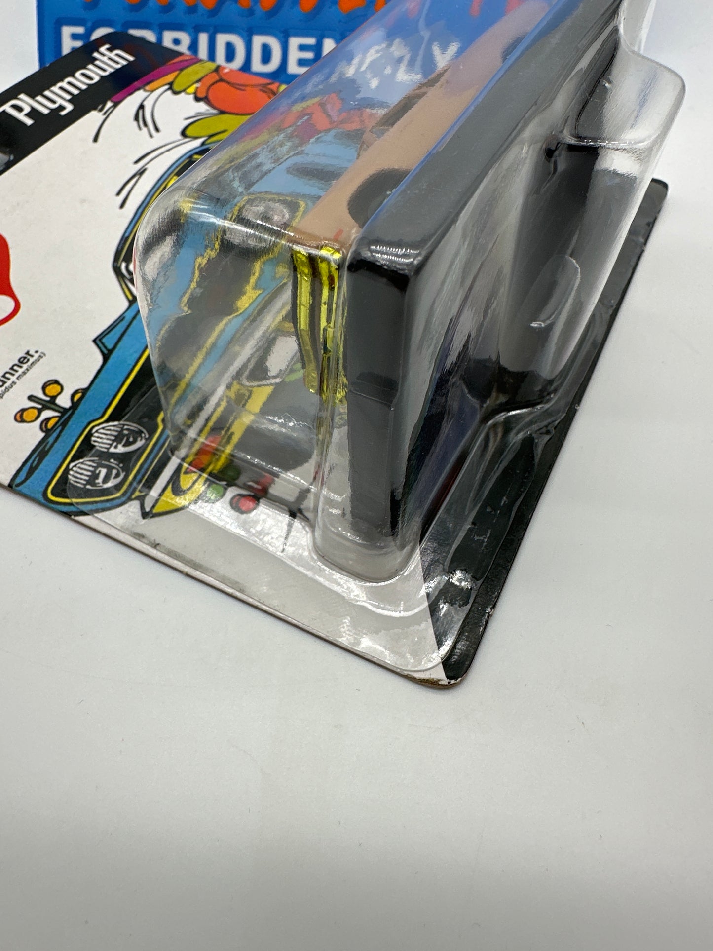 M2 Machines Auto Drivers - R85 - 1969 Plymouth Road Runner 440 6-Pack - Chase