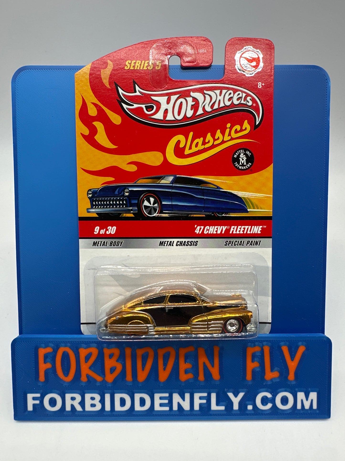 Hot Wheels Classics CHASE - Series 5 #9 of 30 - Gold ‘47 Chevy Fleetline