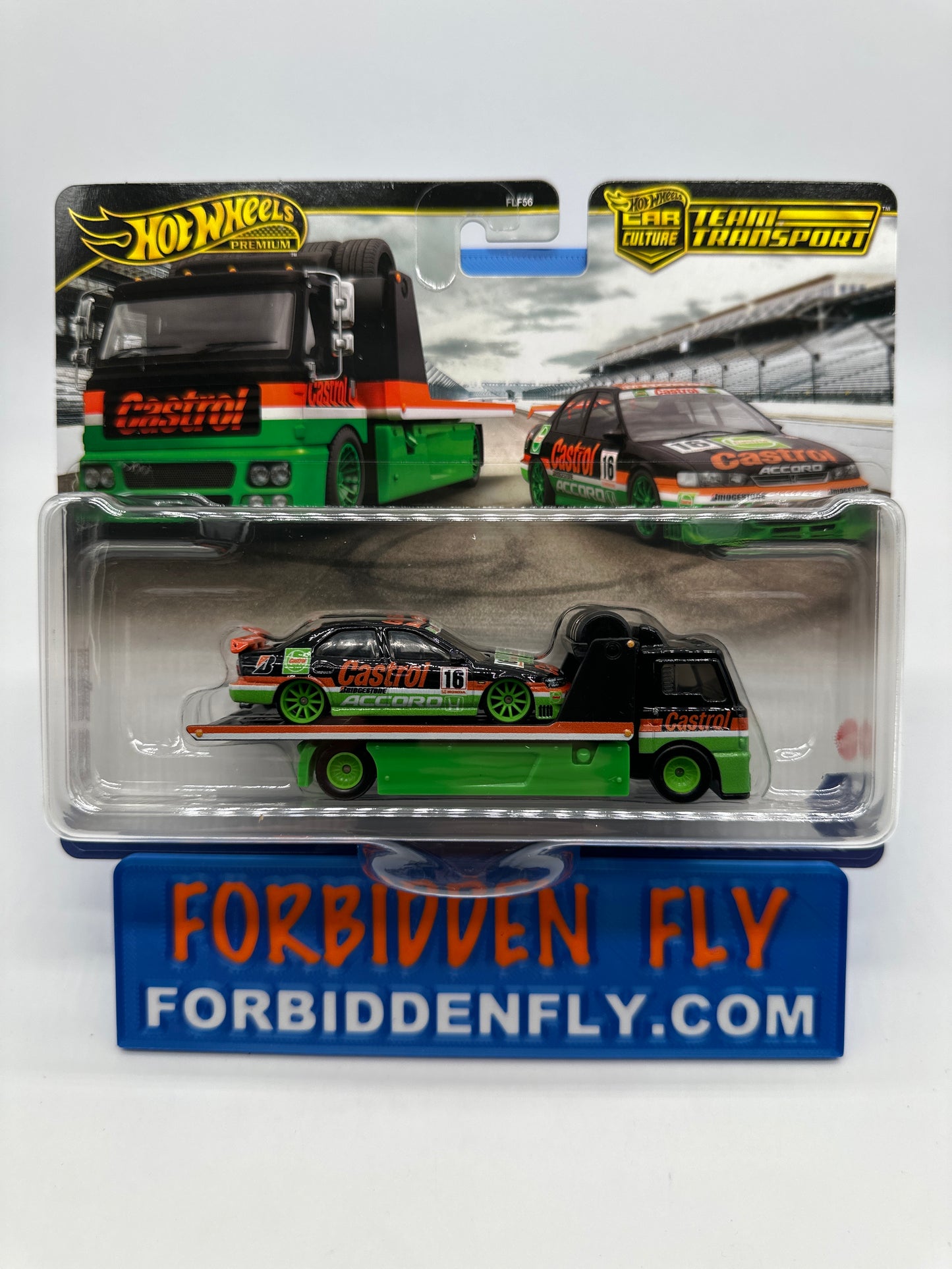 Hot Wheels Car Culture Team Transport - #65 - ‘96 Honda Accord & Fleet Street