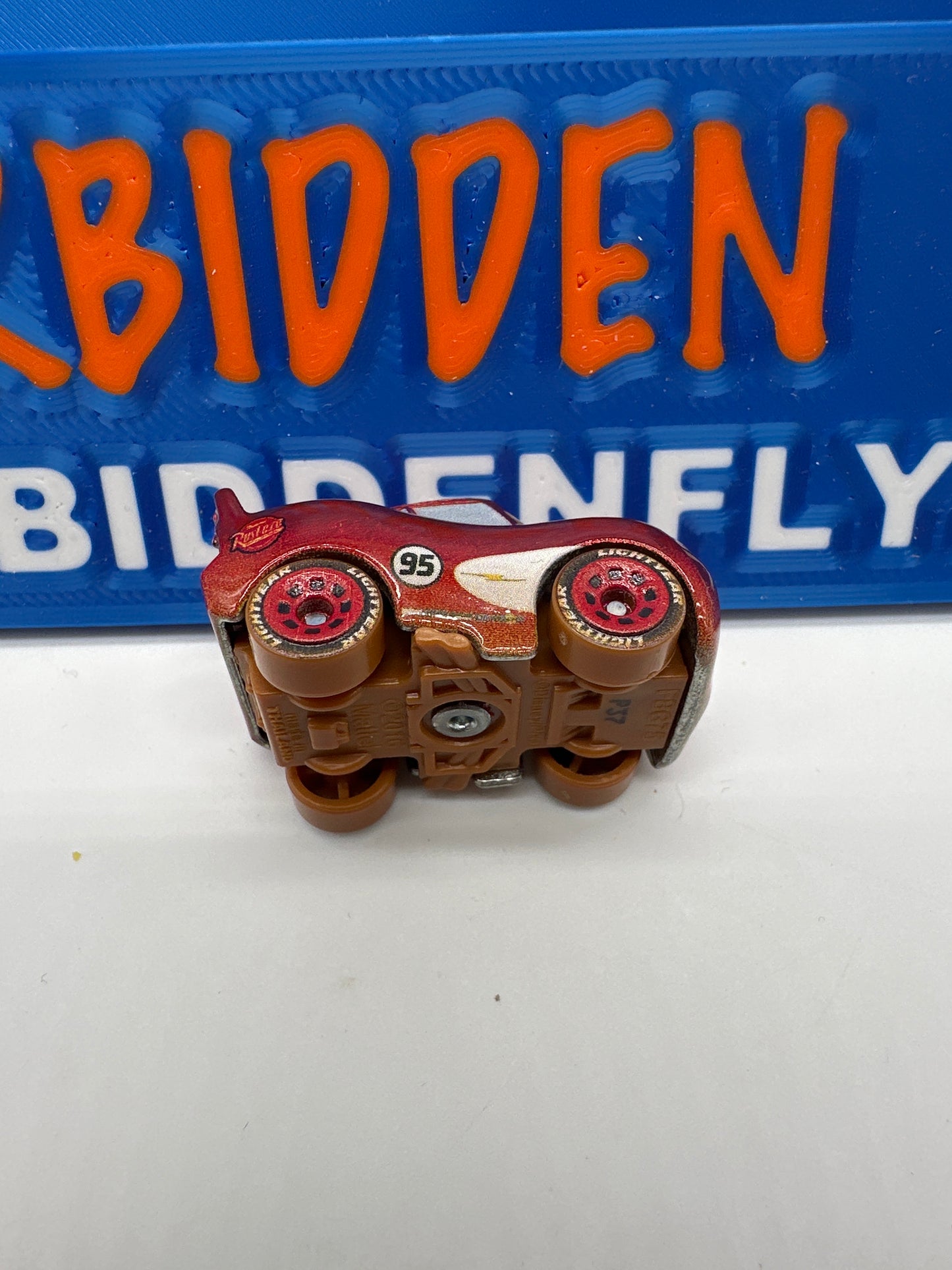 Disney Pixar Cars Movie Metal Mini Racers - Loose Muddy/Dirty Radiator Springs Lightning McQueen