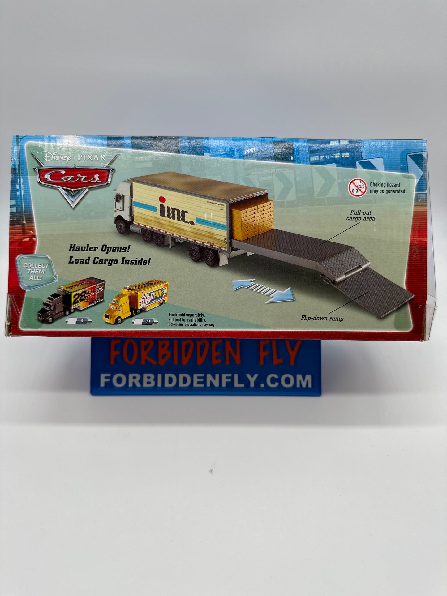 Disney Pixar Cars Movie - Chet Boxkaar “inc” Hauler