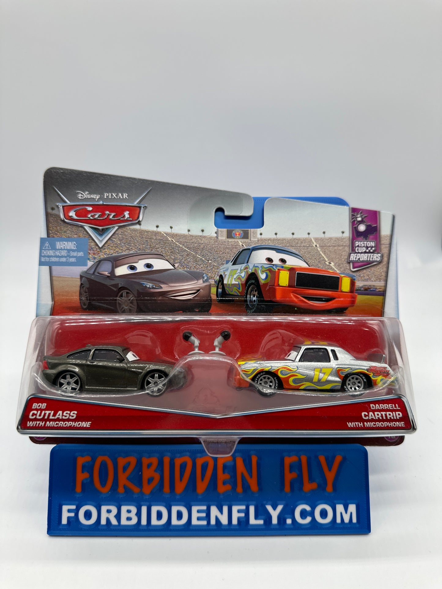 Disney Pixar Cars Movie - Piston Cup Reporters Series (Two) 2 Pack - Bob Cutlass with Microphone & Darrell Cartrip with Microphone