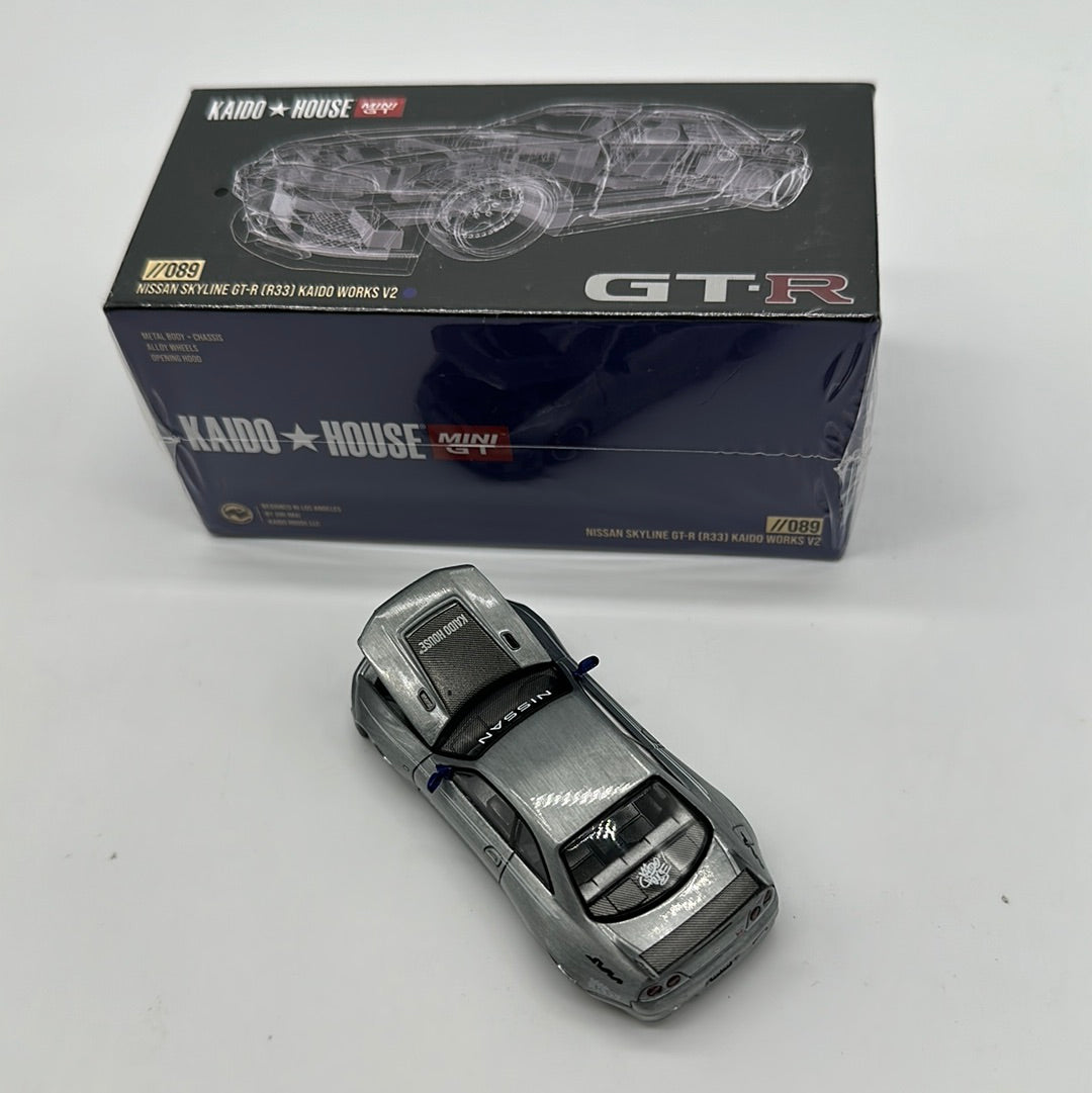 Kaido House (x MiniGT) - Raw Chase Release #089 - Blue Nissan Skyline GT-R (R33) Kaido Works V2