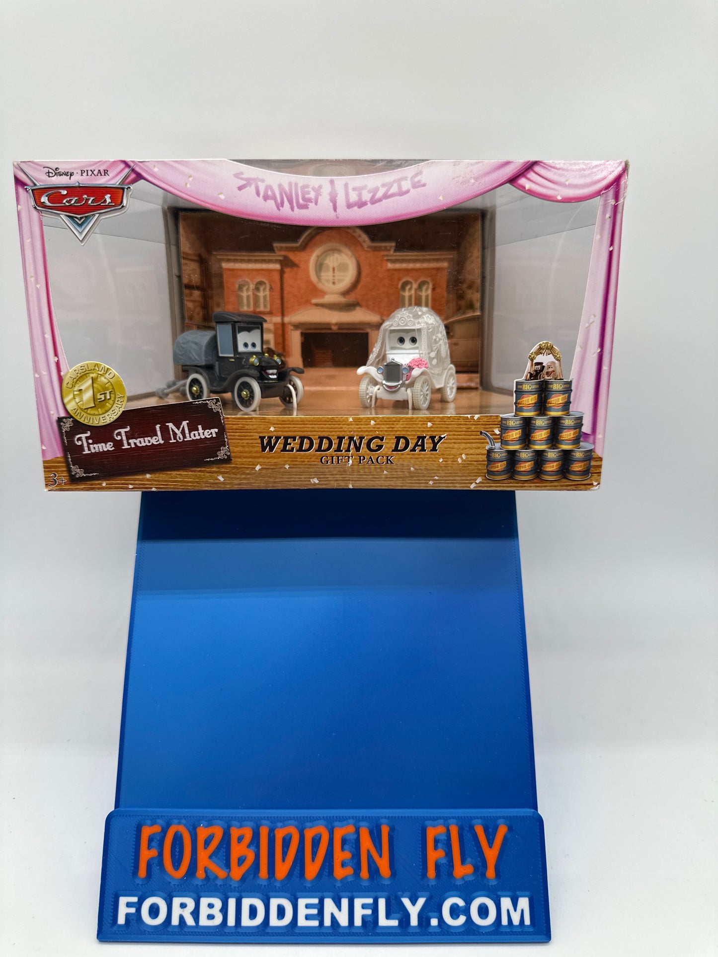 Disney Pixar Cars Movie - Cars Land Exclusive - 1st Anniversary Wedding Day Gift Pack - Time Travel Mater - Stanley And Lizzie