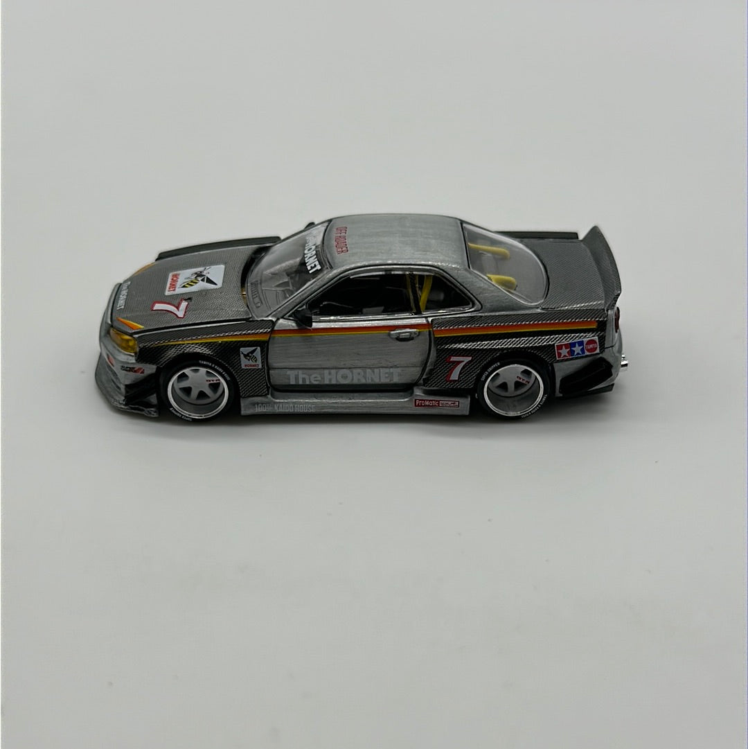 Kaido House (x MiniGT) - Raw Chase Release #093 - Black Nissan Skyline GT-R (R34) - The Hornet - Tamiya & Kaido House Collaboration