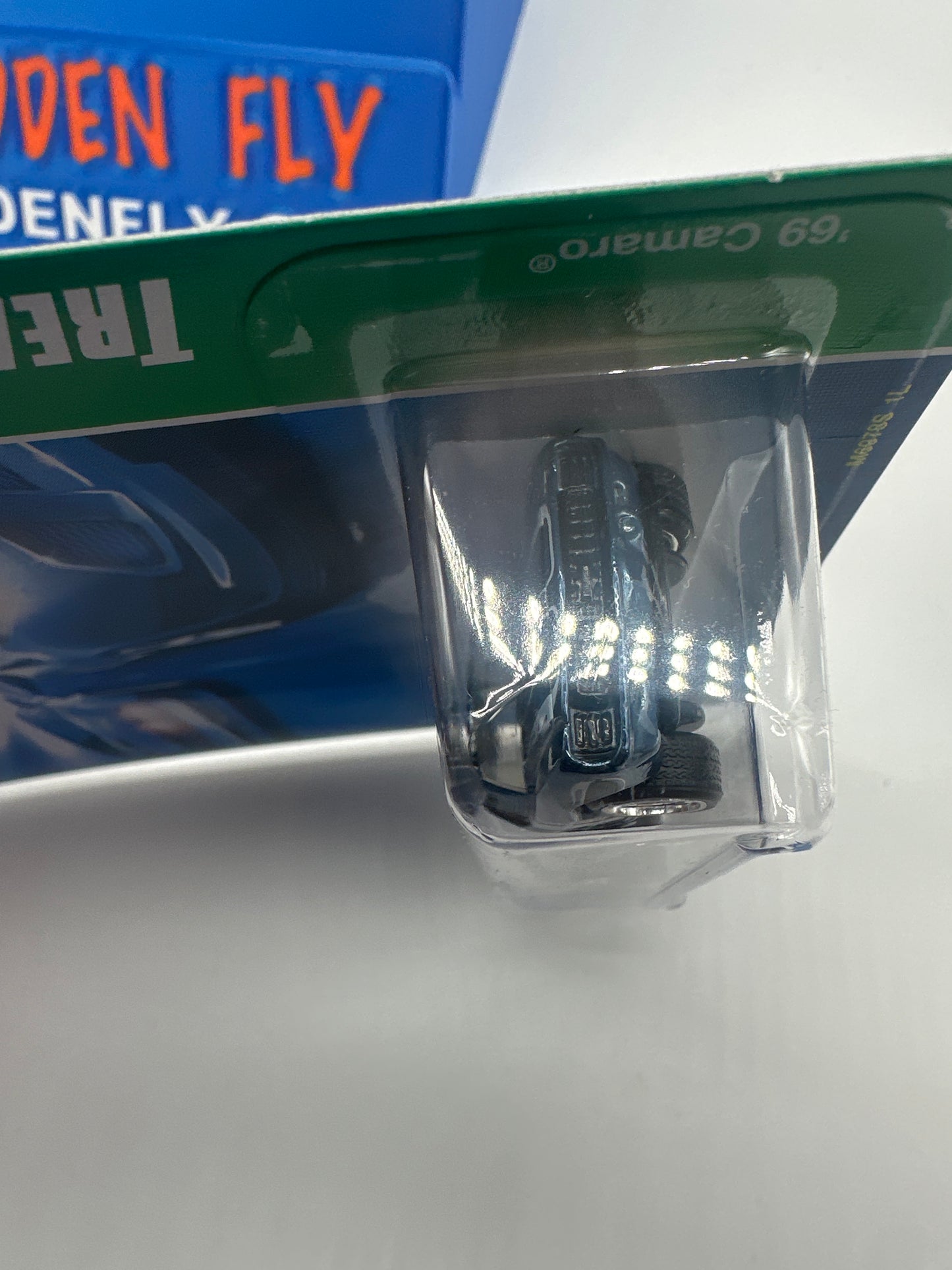 Hot WheelsSuper Treasure Hunt - 2008 B Case - ‘69 Camaro