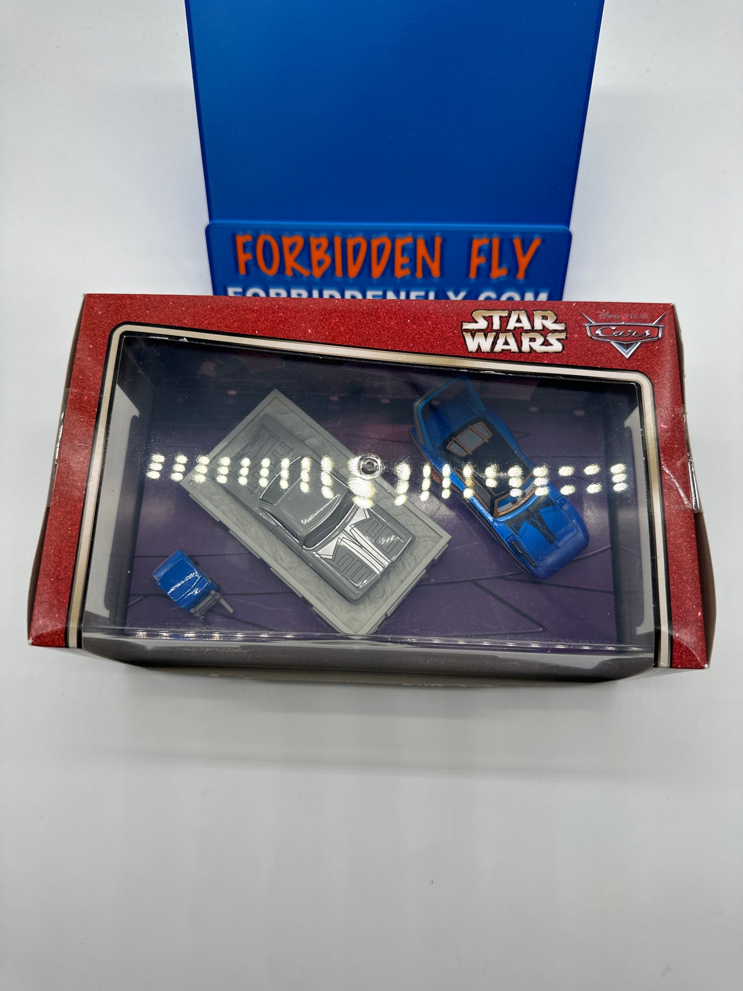 Disney Pixar Cars Movie - Disney Store Parks Exclusive Star Wars Series - King as Lando Calirssian, Pitty as Bespin Guard, and Ramone as Han Solo in Carbonite