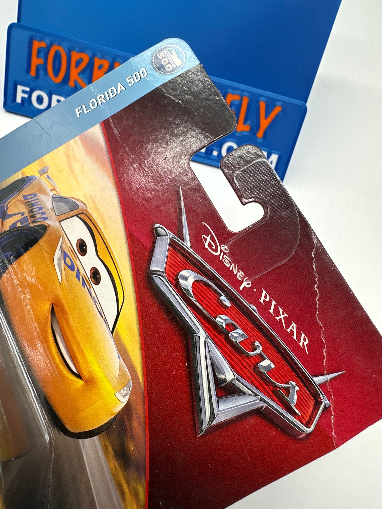 Disney Pixar Cars Movie - Florida 500 Series - Dinoco Cruz Ramirez #51 (Metallic Logo Variation)