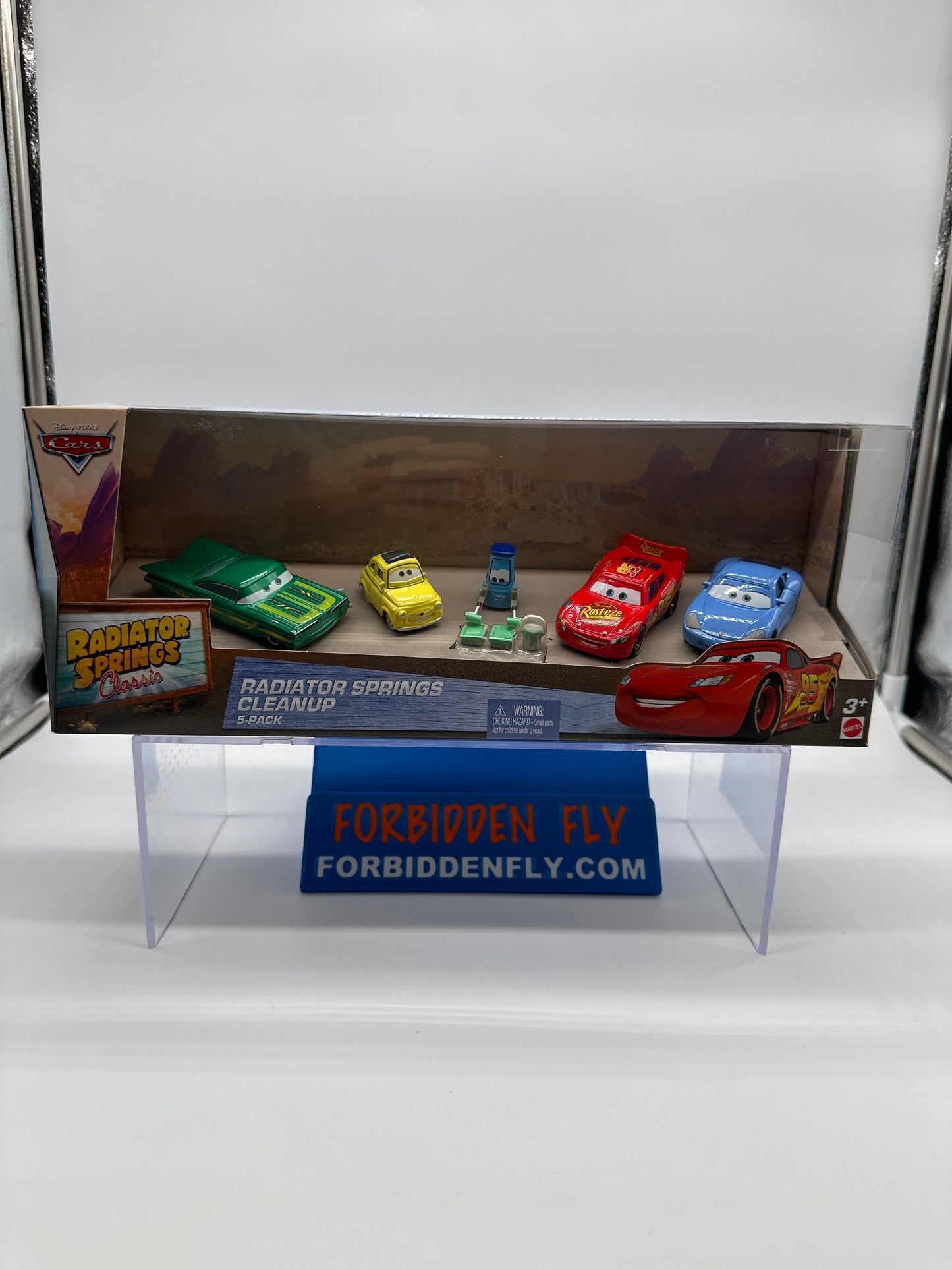 Disney Pixar Cars Movie - Radiator Springs Cleanup (Five) 5 Pack - Paint Job Ramone, Luigi, Guido With Paint Supplies, Tar Lightning McQueen And Sally