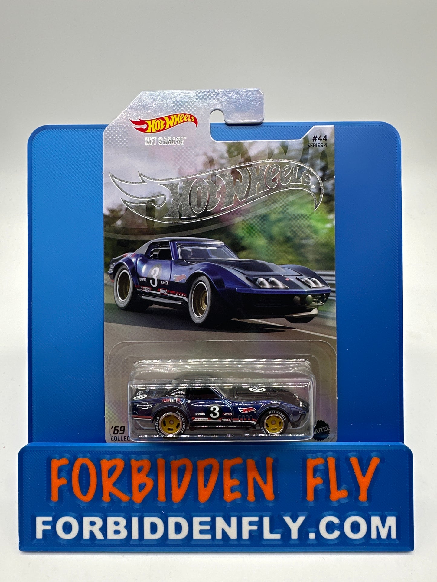 Hot Wheels NFT Series 4 - Retro Racers - ‘69 Copo Corvette