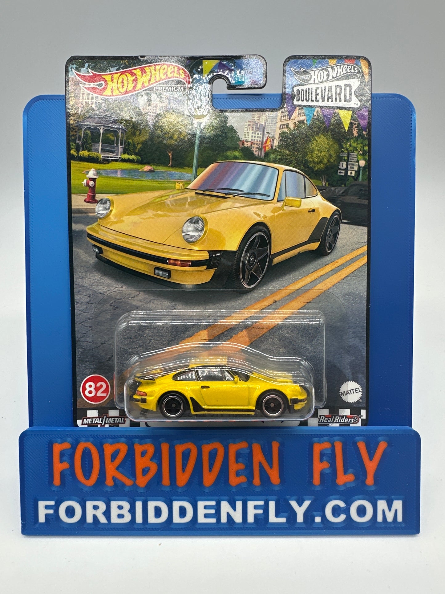 Hot Wheels Boulevard - #82 - Porsche 911 Turbo (930) - Single Car