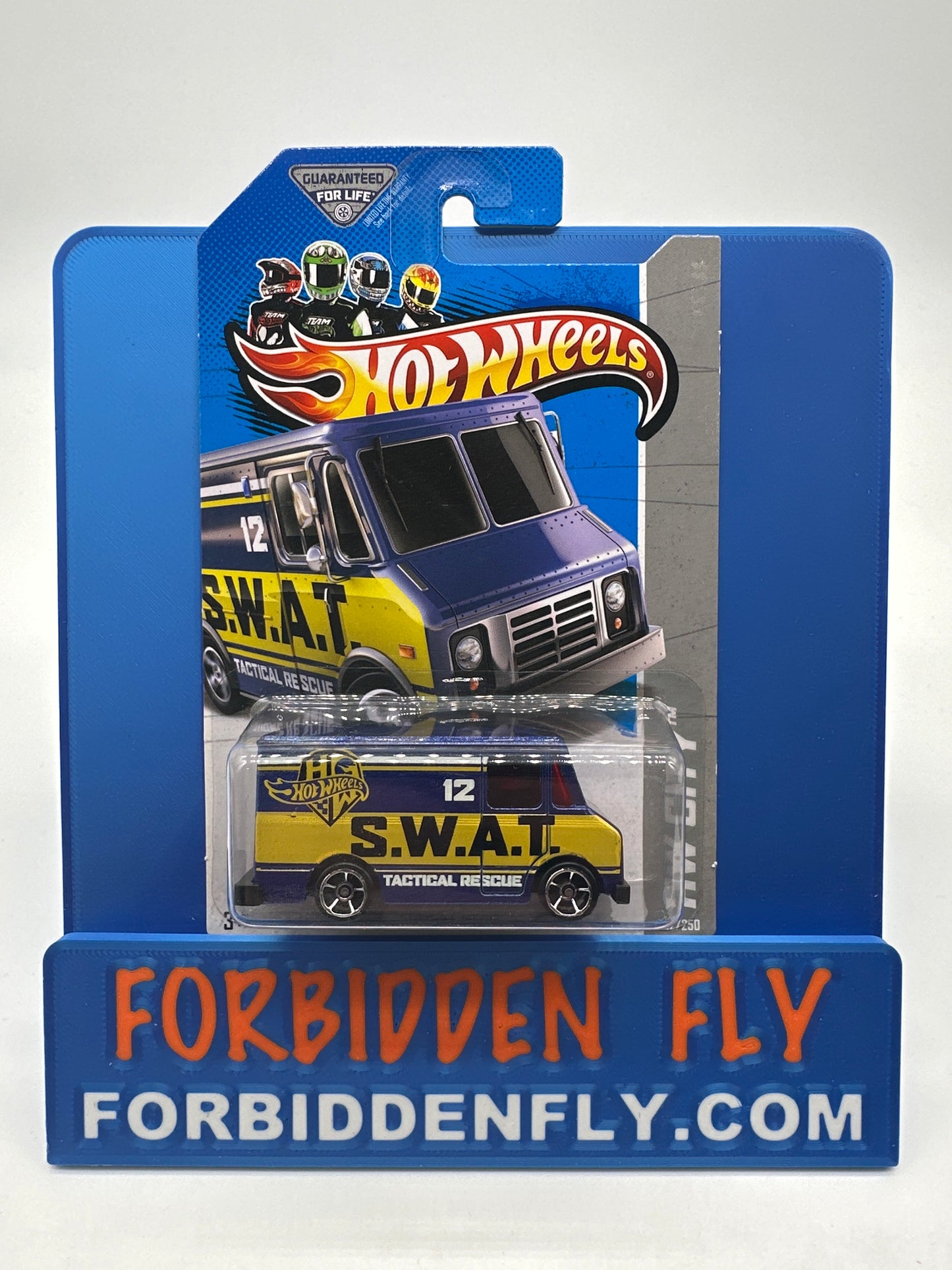 Hot Wheels 2013 Regular Treasure Hunt - Combat Medic