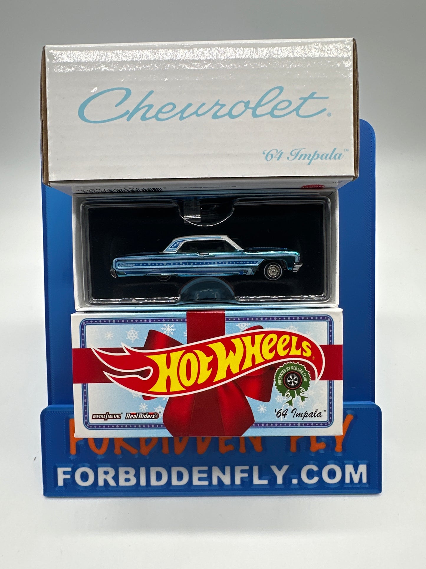 Hot Wheels RLC Red Line Club 2021 - Snowflake Ice Blue ‘64 Impala