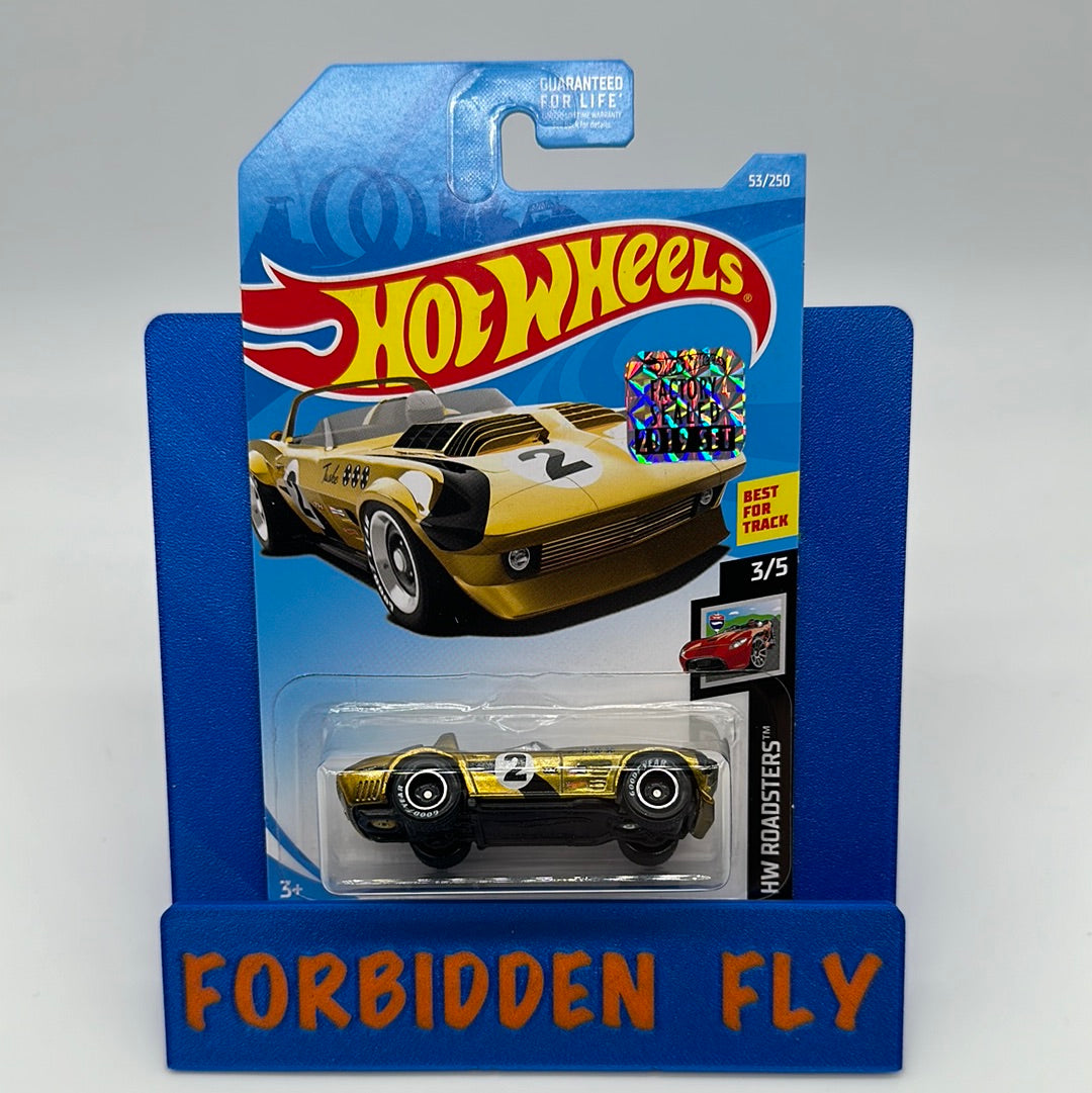 Hot Wheels 2019 Super Treasure Hunt - Factory Stickered - Gold Corvette Grand Sport Roadster