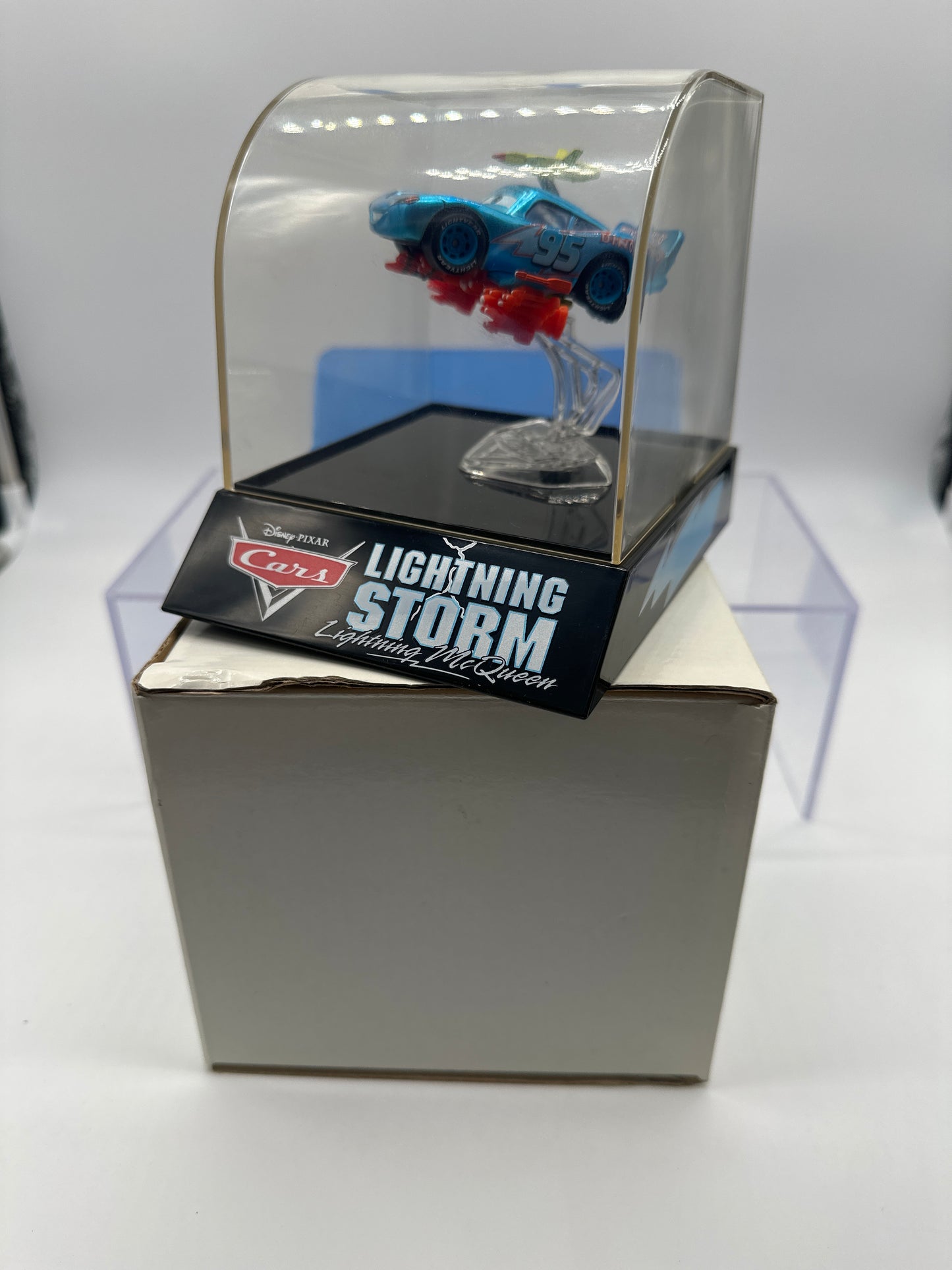 Disney Pixar Cars Movie - 2008 SDCC Comic Con Exclusive - Metallic Lightning Storm Lightning McQueen w/ Display