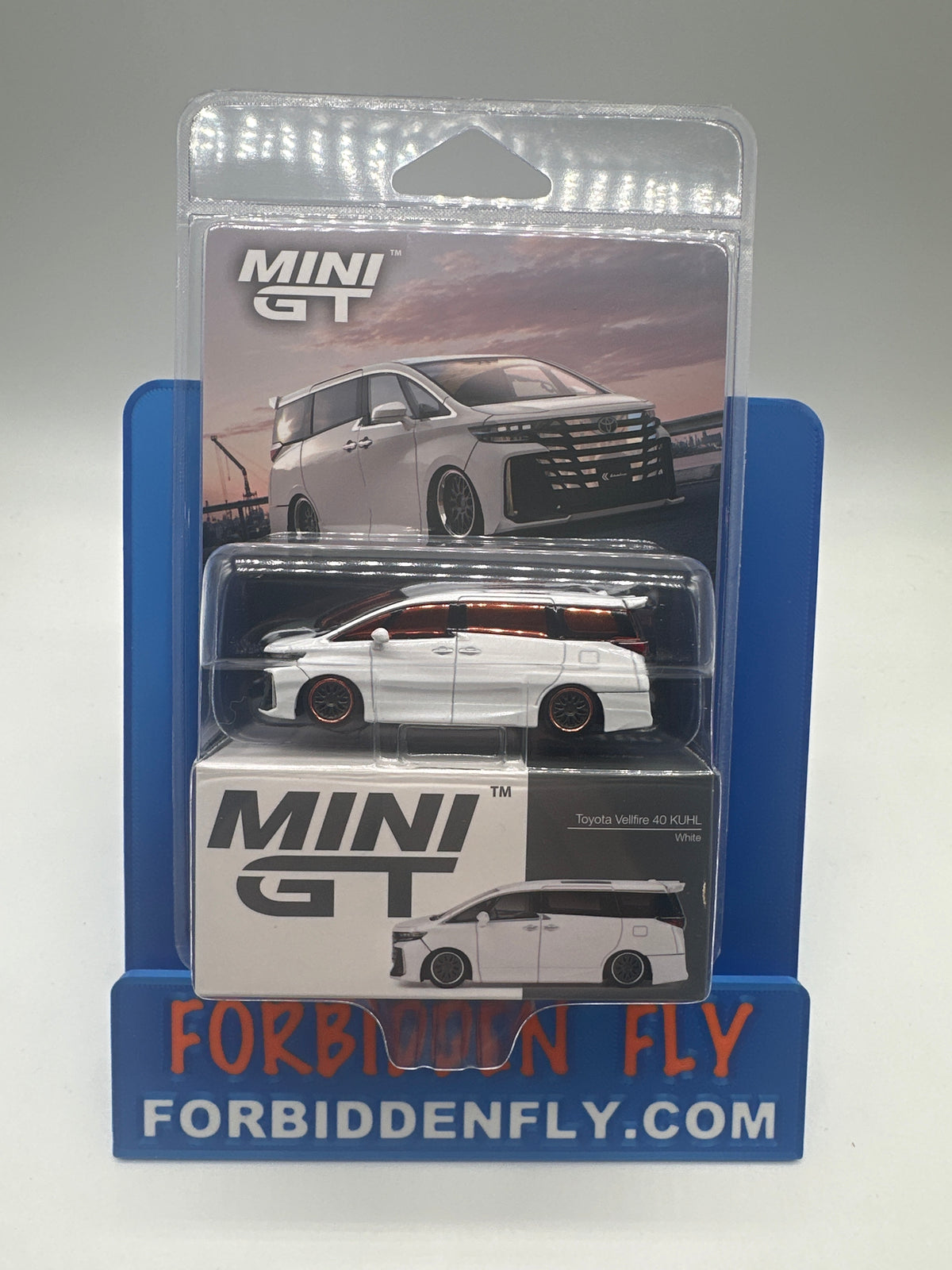 Mini GT Chase #1180 - Toyota Vellfire 40 KUHL - White