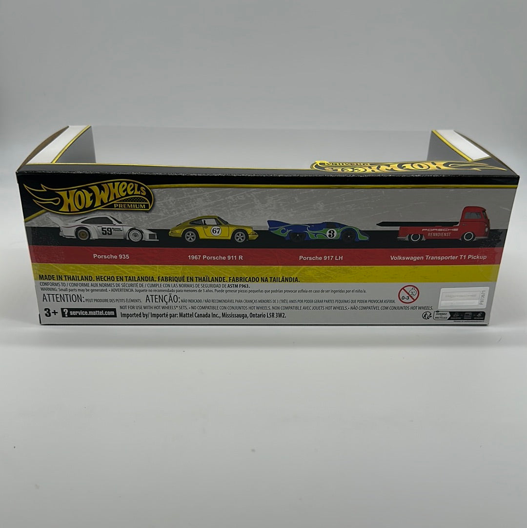 Hot Wheels - German Racers Premium Boxed Diorama Set