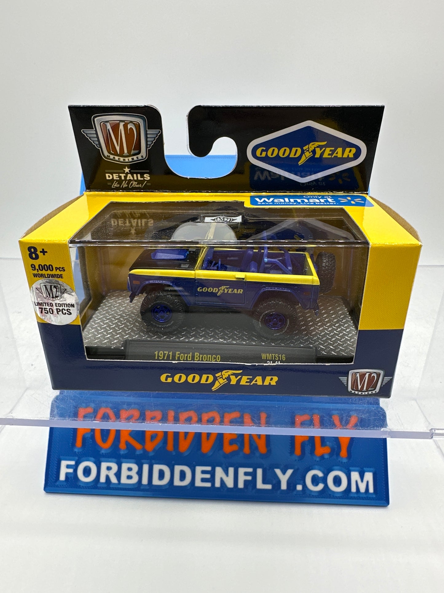 M2 Machines Acrylic Boxed Car - Good Year Series WMTS16 - 1971 Ford Bronco - Chase