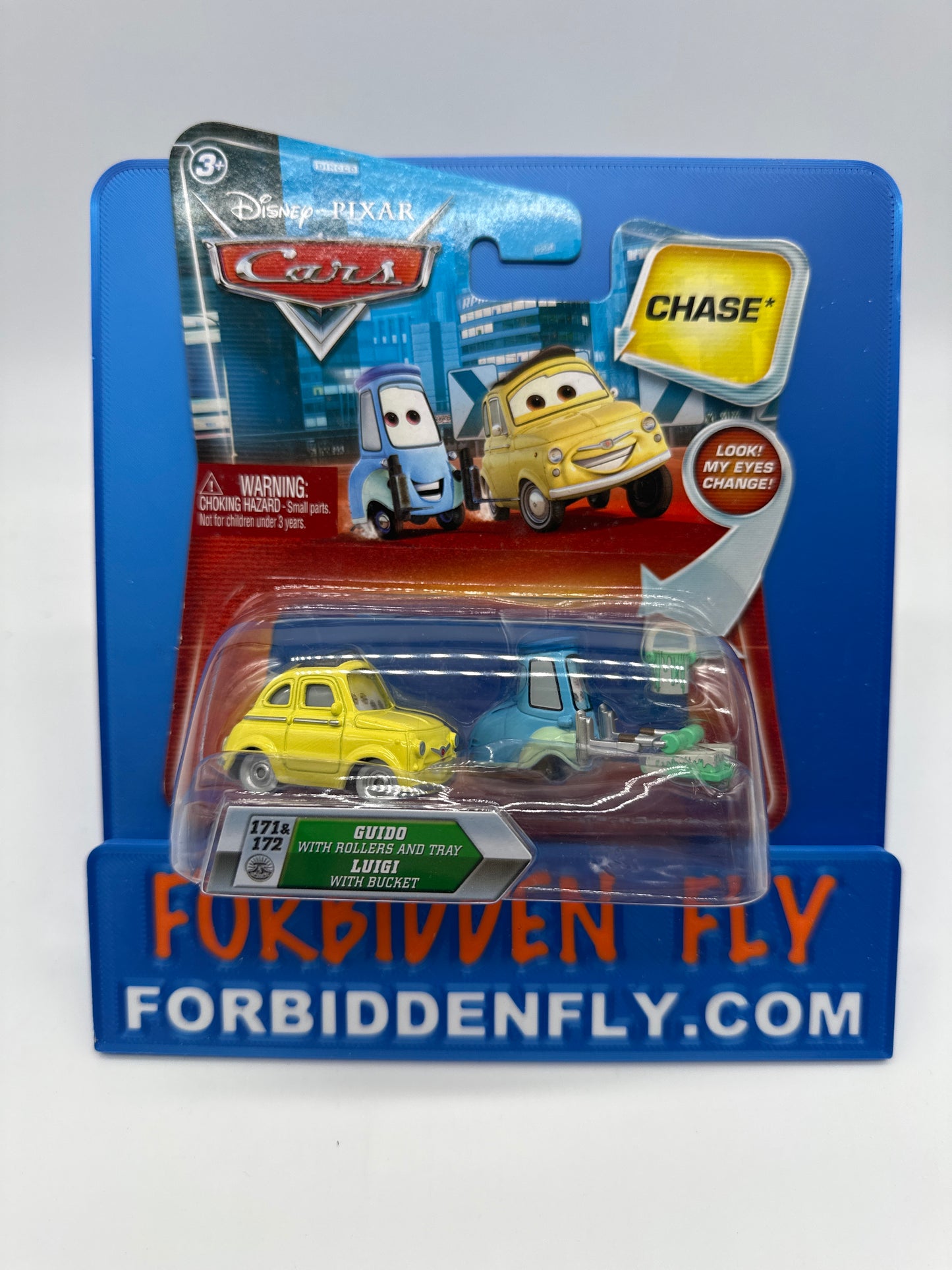 Disney Pixar Cars Movie - Eye Changing Chase - Guido with Rollers and Tray & Luigi with Bucket