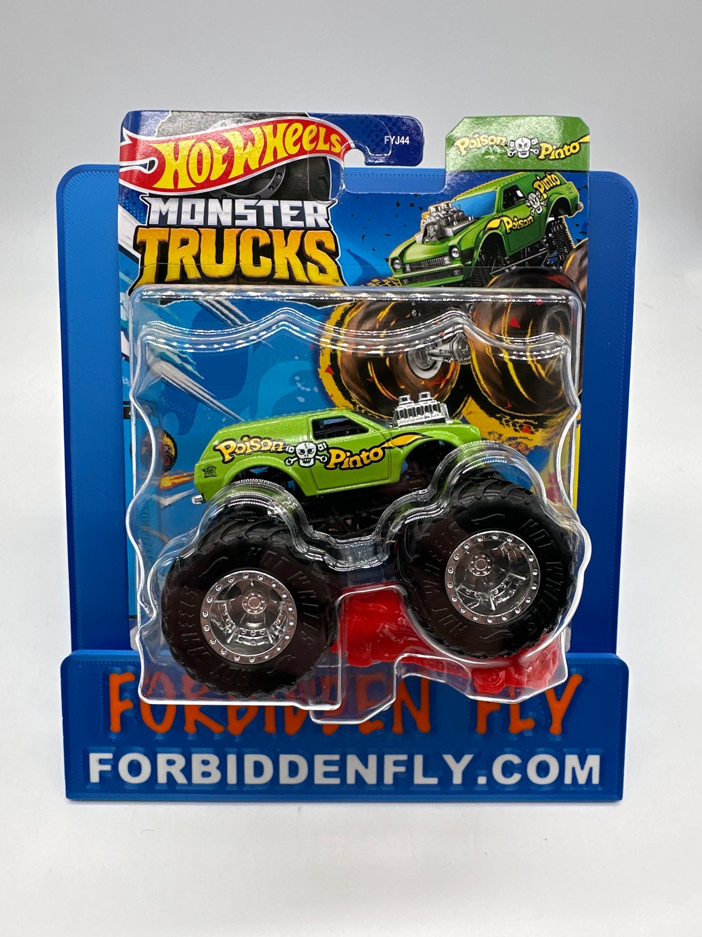 Hot Wheels Monster Trucks - Crash Legends Series w/ Crushed Car #4/6 - Poison Pinto - Green