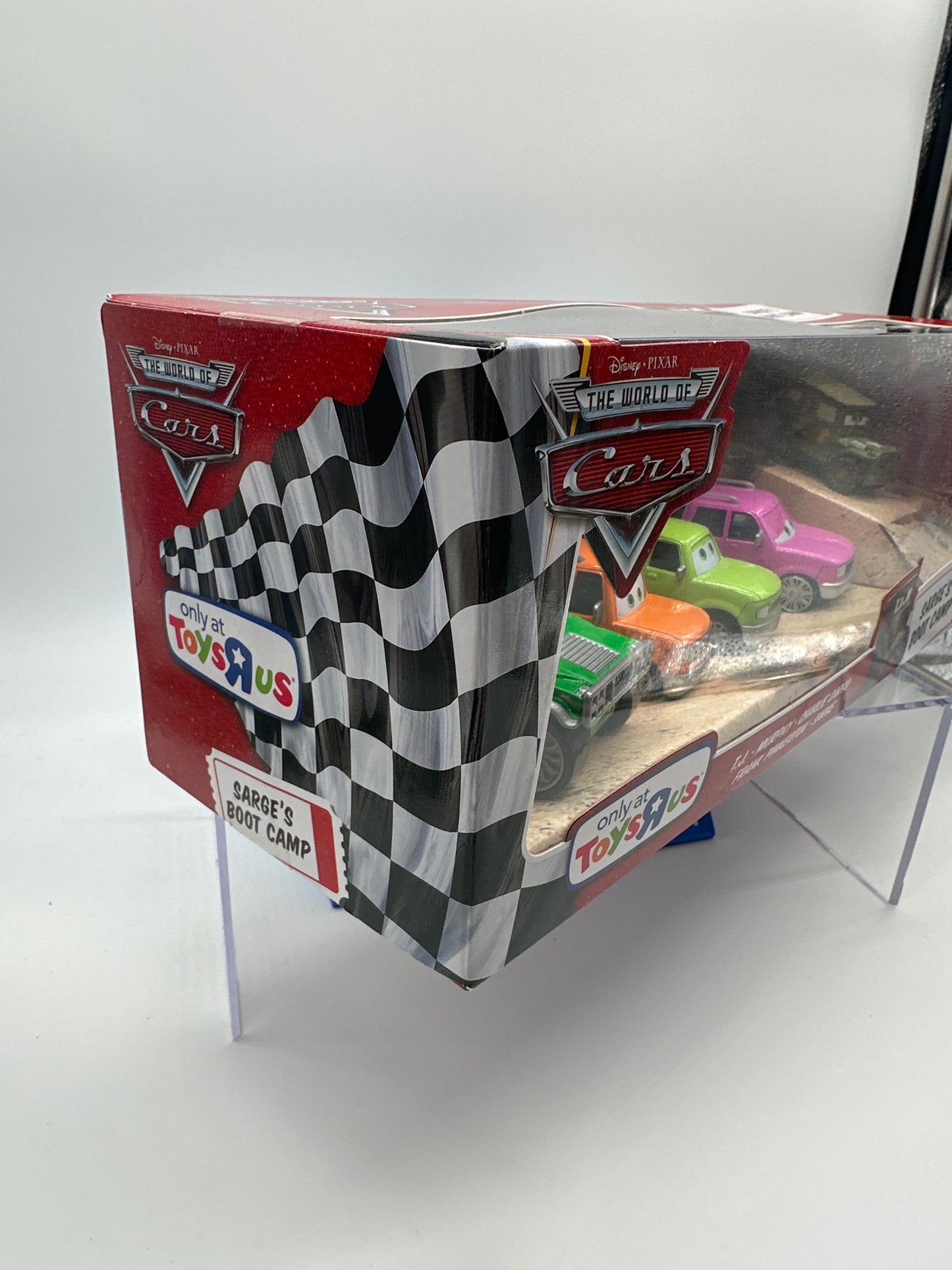 Disney Pixar Cars Movie - Toys R Us Exclusive - Sarge’s Boot Camp 5 Car Pack Set