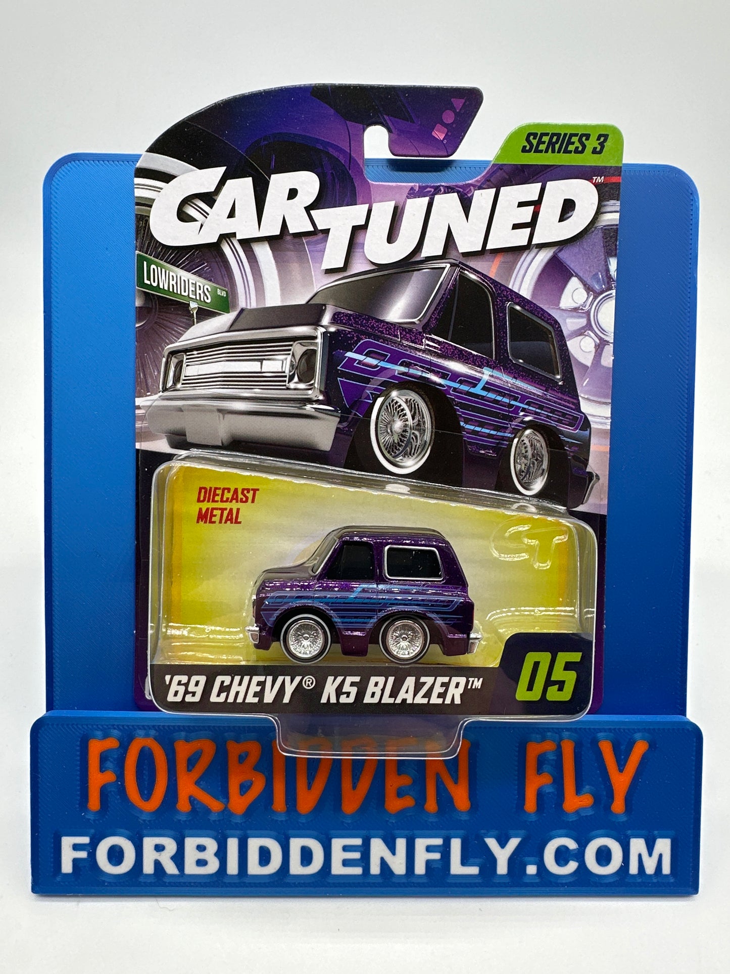 CarTuned - Series 3 Regular Retail Release #05 - Purple ‘69 Chevy K5 Blazer