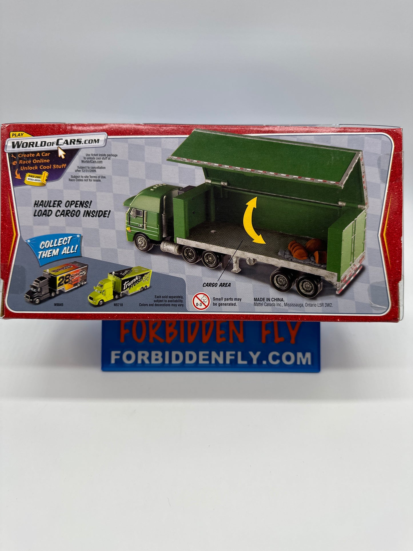 Disney Pixar Cars Movie - World of Cars - Gil Hauler