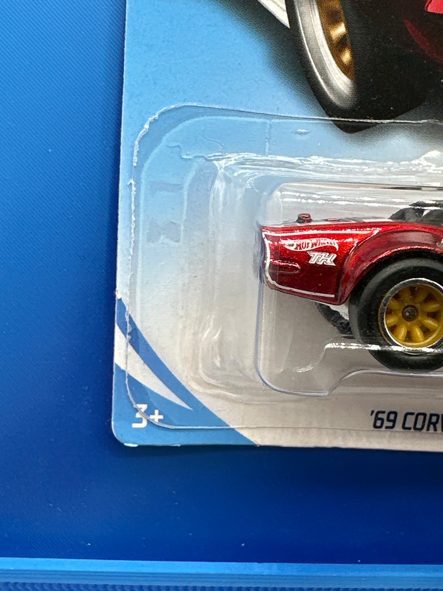 Hot Wheels 2019 Super Treasure Hunt ‘69 Corvette Racer