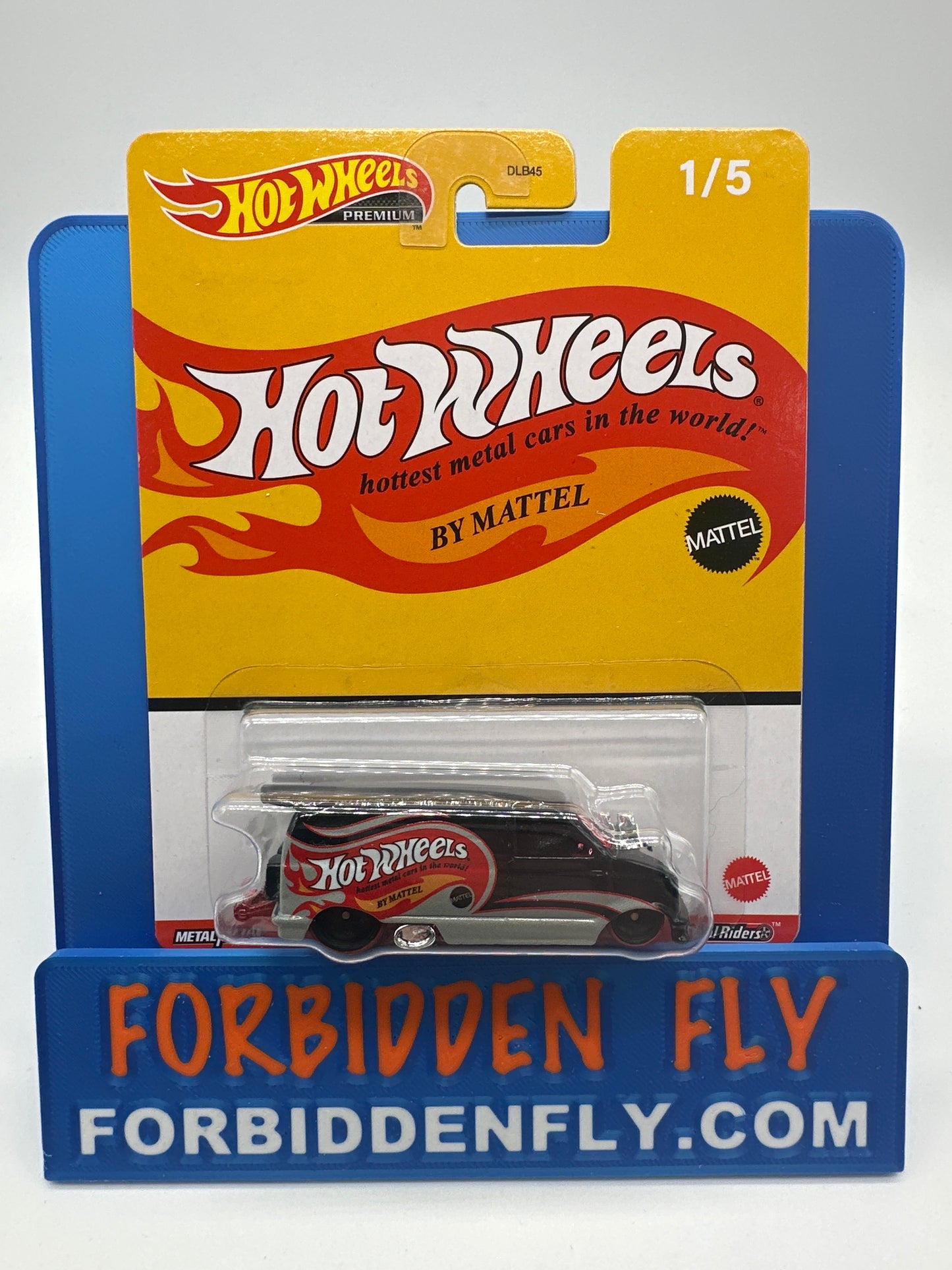 Hot Wheels Premium - Pop Culture 2022 Mix R Series Single #1/5 - Hot Wheels 1985 Chevy Astro Van