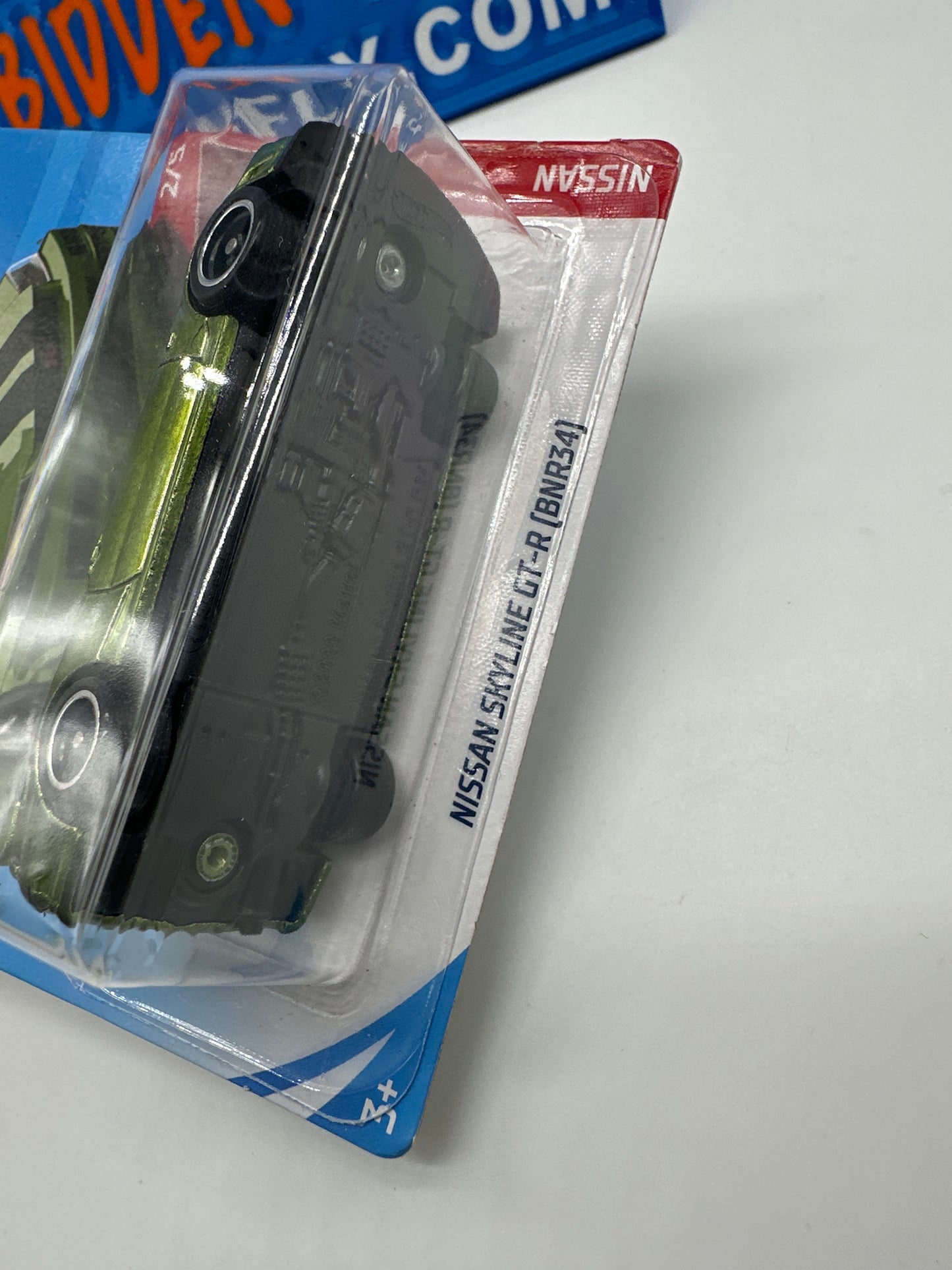 Hot Wheels Super Treasure Hunt - 2019 B Case - Nissan Skyline GT-R (BNR34) *BAD CARD*