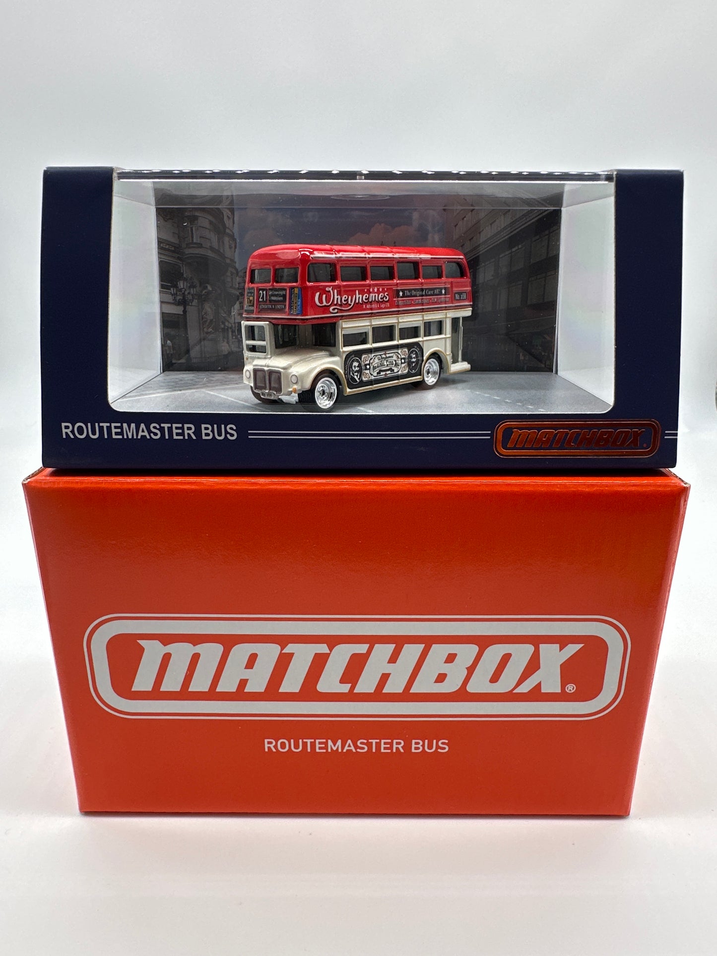 Matchbox Mattel Creations - Routemaster Bus