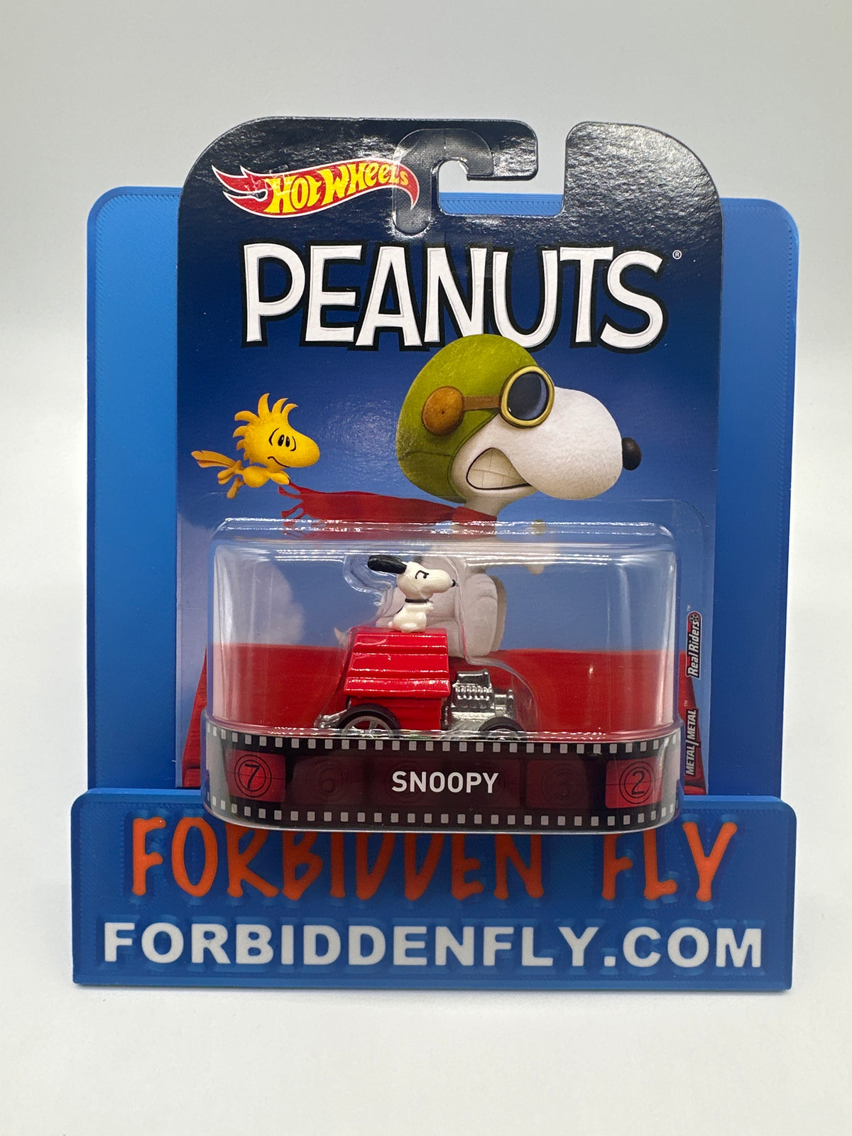 Hot Wheels 2017 Retro Entertainment Premium Single - Peanuts - Snoopy (Movie Reel Packaging)