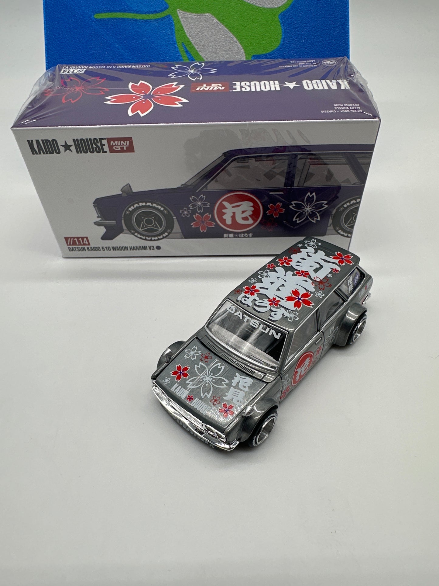 Kaido House (x MiniGT) - Raw Chase #114 - Purple Datsun Kaido 510 Wagon Hanami V3