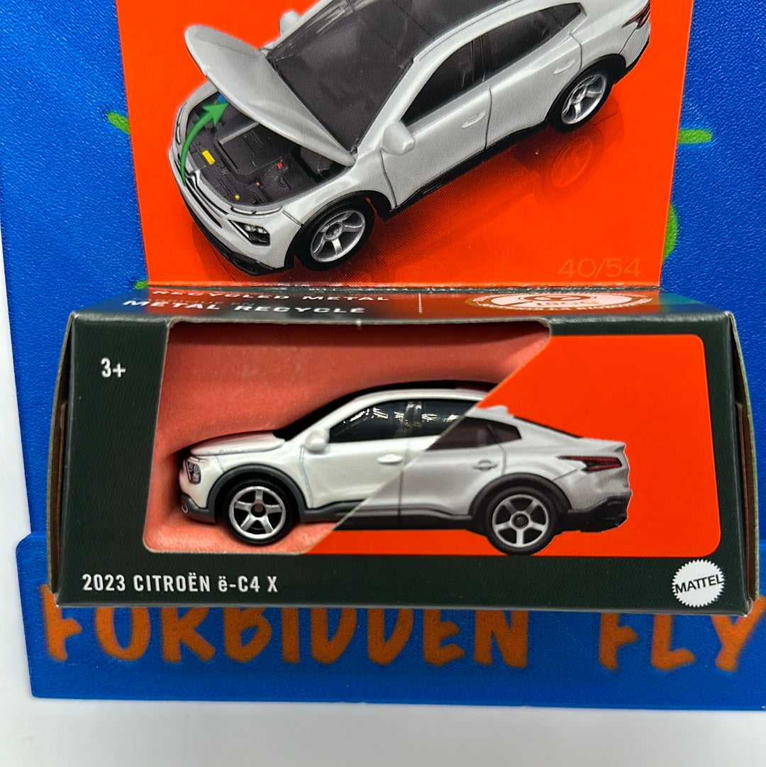Matchbox Moving Parts Series - White 2023 Citroen e C4-X