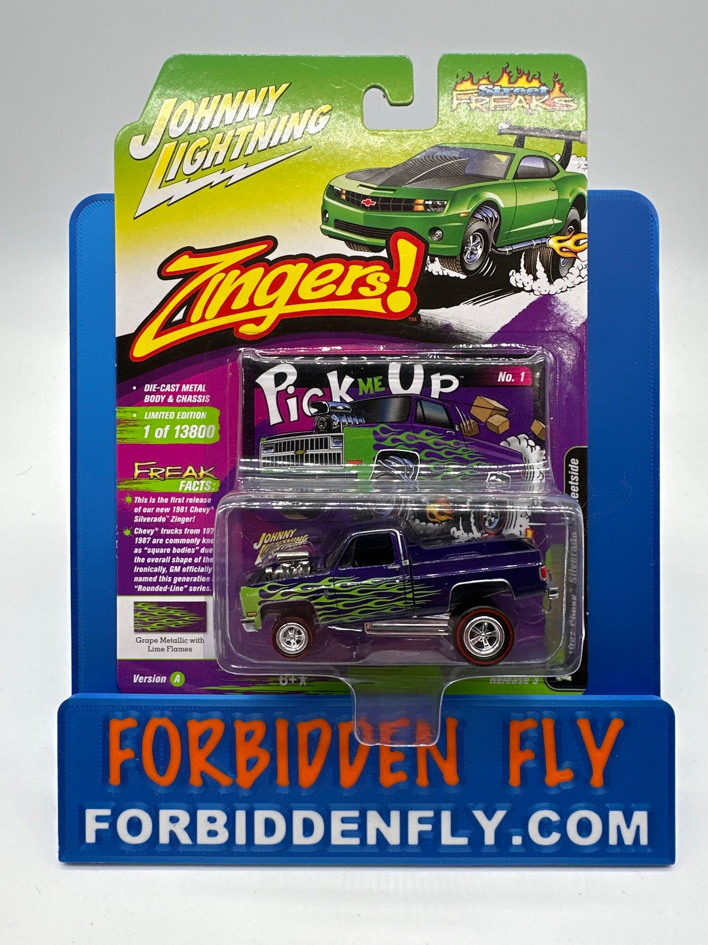 Johnny Lightning - 2021 Release 3 - Zingers - 1981 Chevy Silverado 10 Fleetside -Version A - Purple