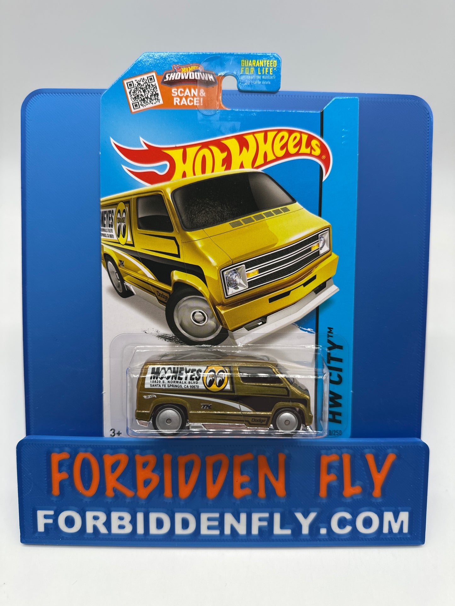 Hot Wheels Super Treasure Hunt - 2015 F Case - Mooneyes Custom ‘77 Dodge Van