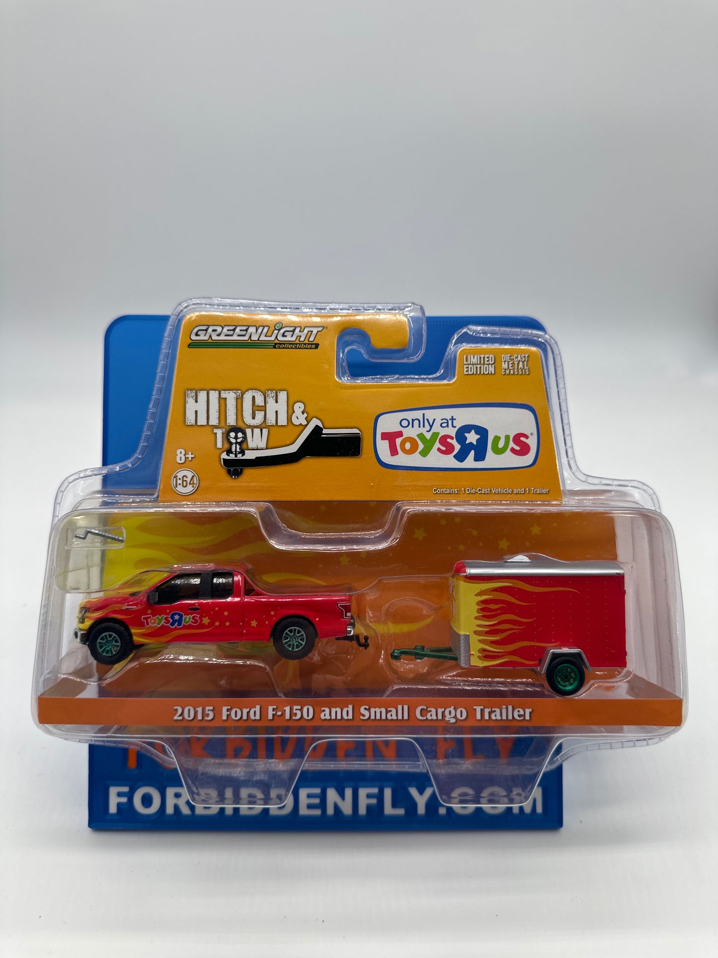GreenLight Hitch & Tow Series Toys R Us Exclusive - #32095-A - 2015 Ford F-150 and Small Cargo Trailer - Green Machine - Chase