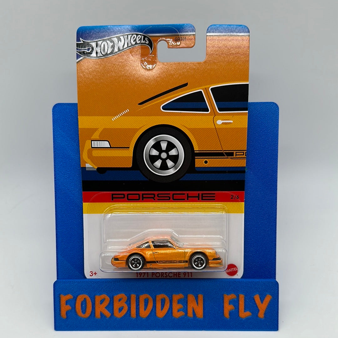 Hot Wheels 2024 Walmart Exclusive Silver Series Porsche Set - #2/6 - 1971 Porsche 911