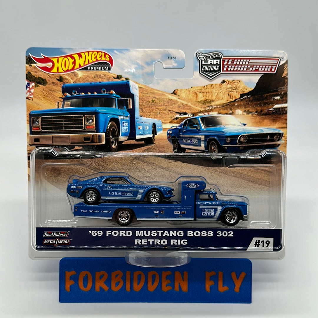 Hot Wheels Car Culture Team Transport - #19 Blue ‘69 Ford Mustang Boss 302 & Retro Rig