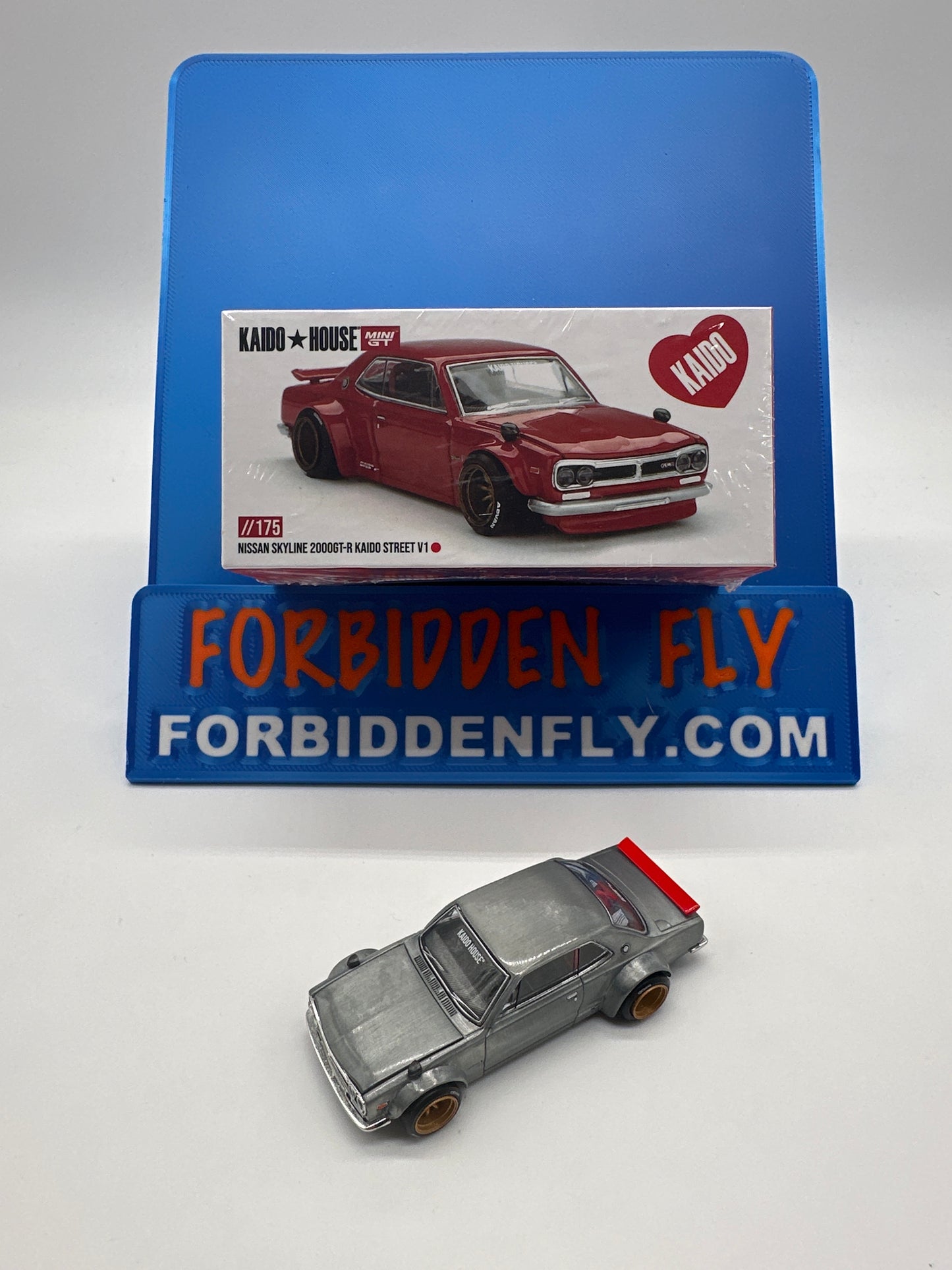 Kaido House (x MiniGT) - Raw Chase Release #175 - Nissan Skyline 2000GT-R Kaido Street V1