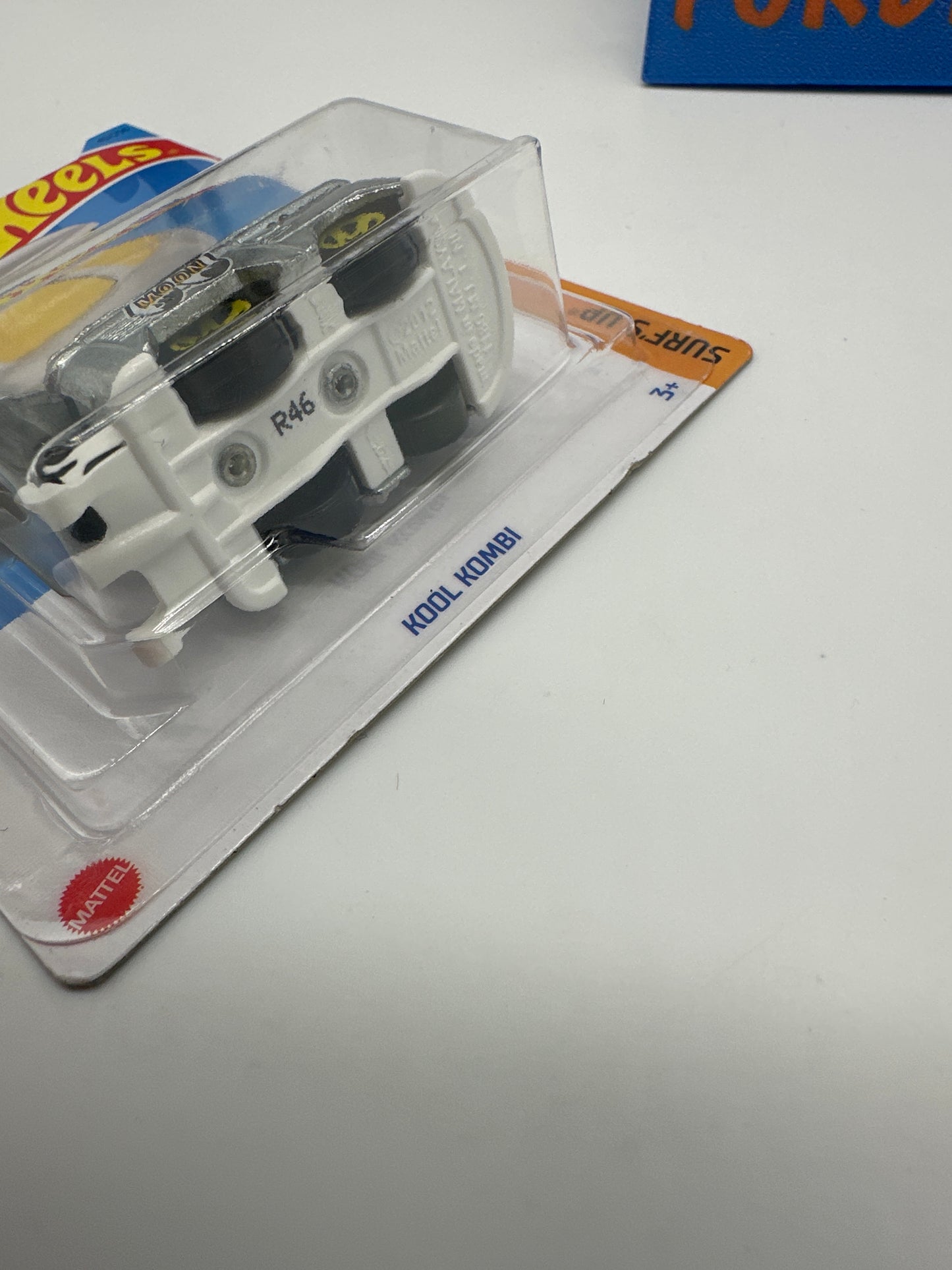 Hot Wheels - 2023 Walmart Exclusive Zamac - Moon Eyes Kool Kombi