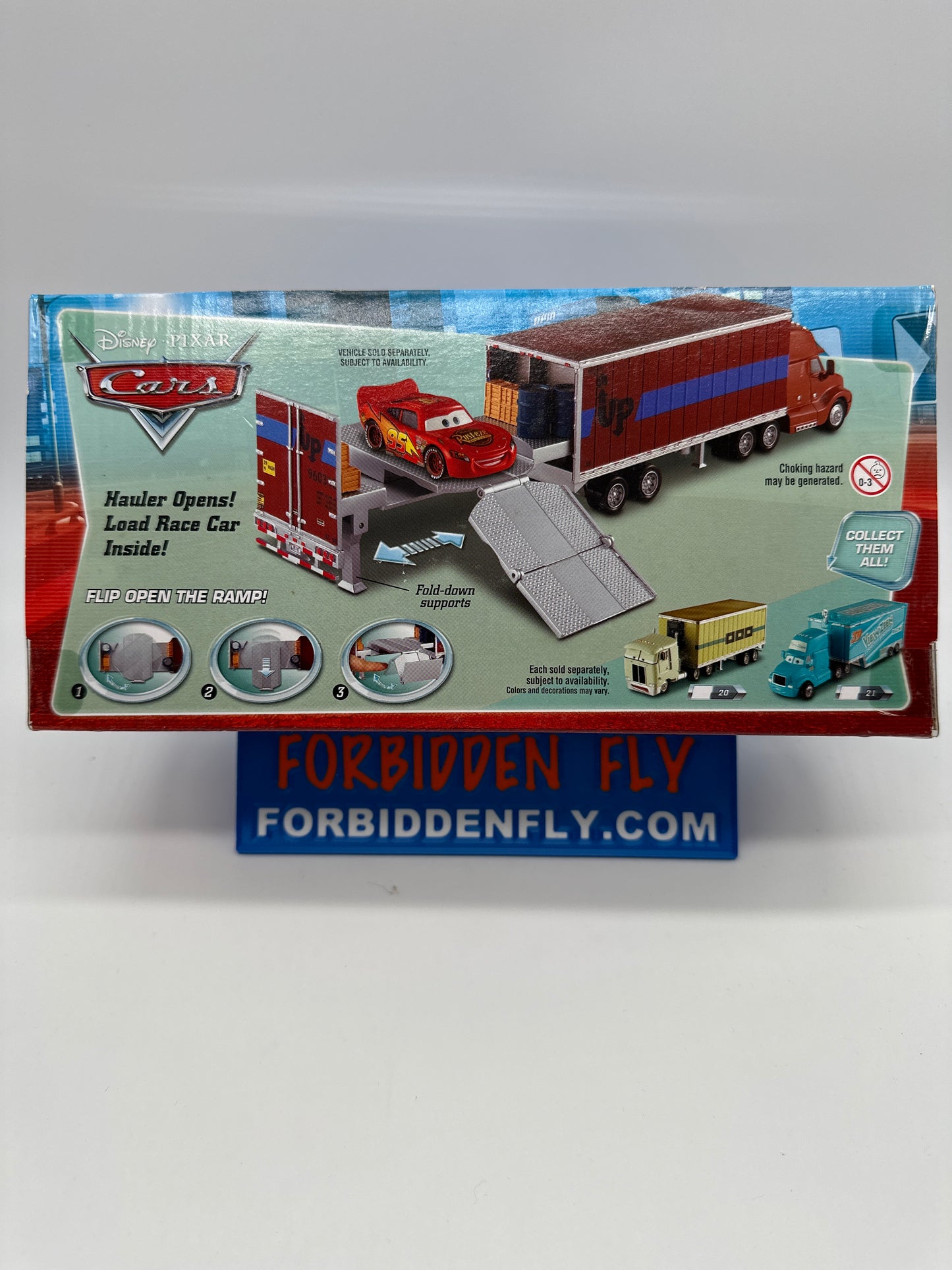 Disney Pixar Cars Movie - Oliver Lightload “Up” Hauler