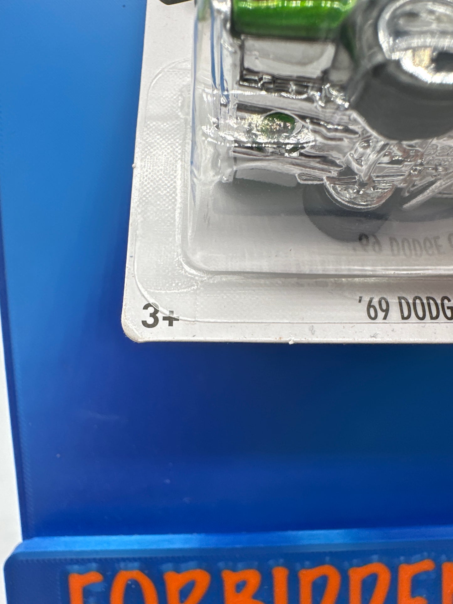 Hot Wheels Super Treasure Hunt - 2016 G Case - ‘69 Dodge Charger Daytona *CRACKED BLISTER*
